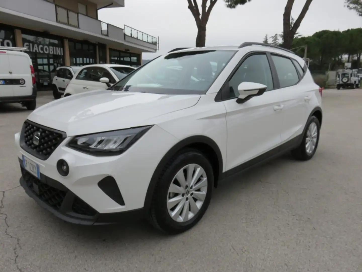 SEAT Arona 1.0 EcoTSI 110 CV DSG Style Blanc - 2