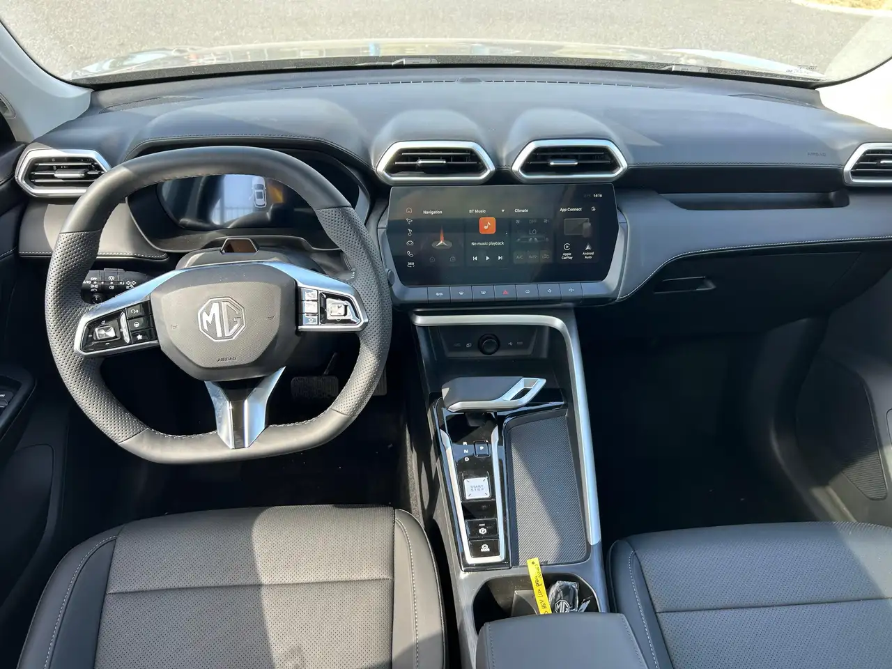 MG ZS