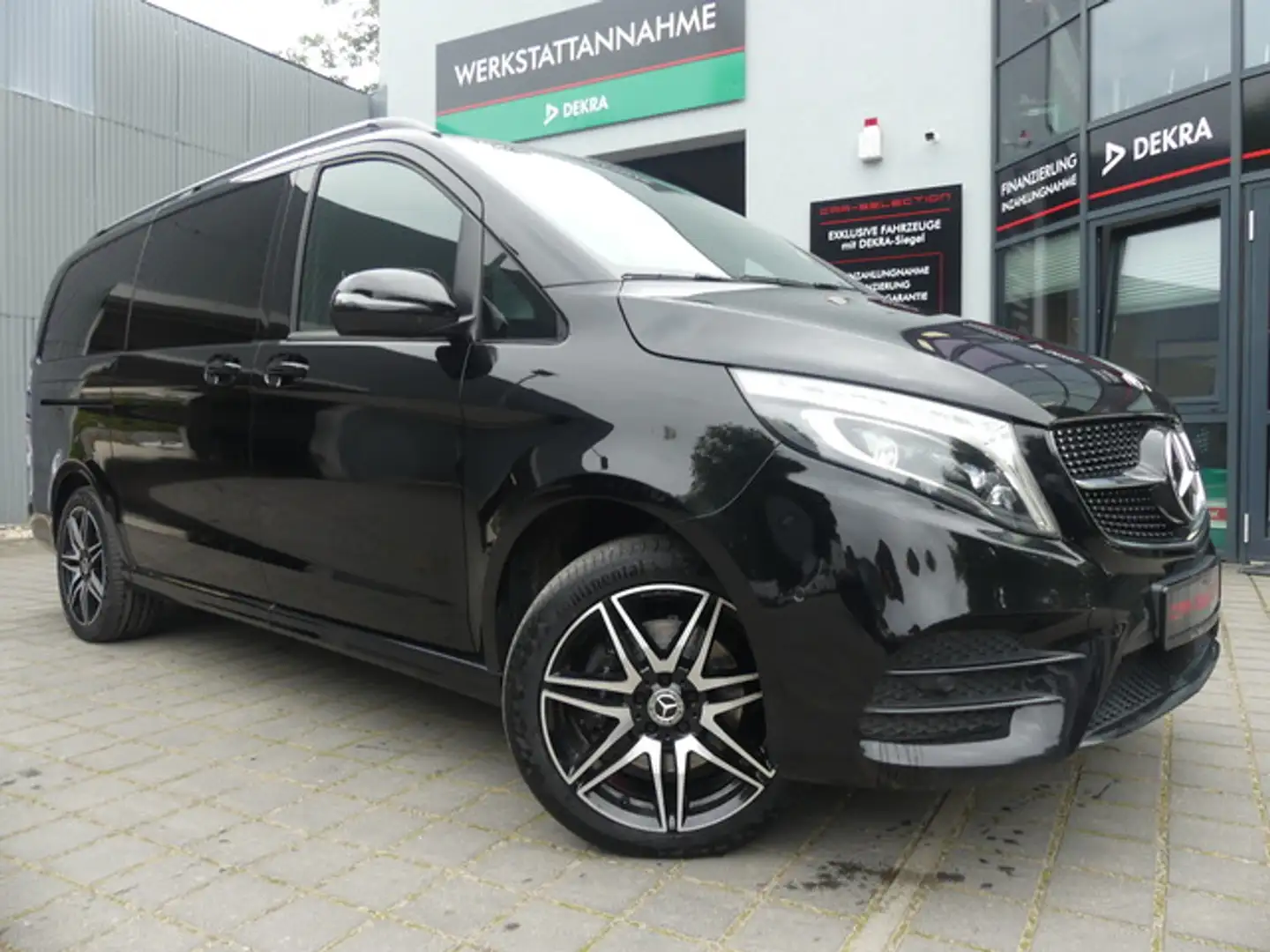 Mercedes-Benz V 250 d Edtion AMG Lang 3xeTÜR/LED/MBUX/AHK/ACC Schwarz - 1