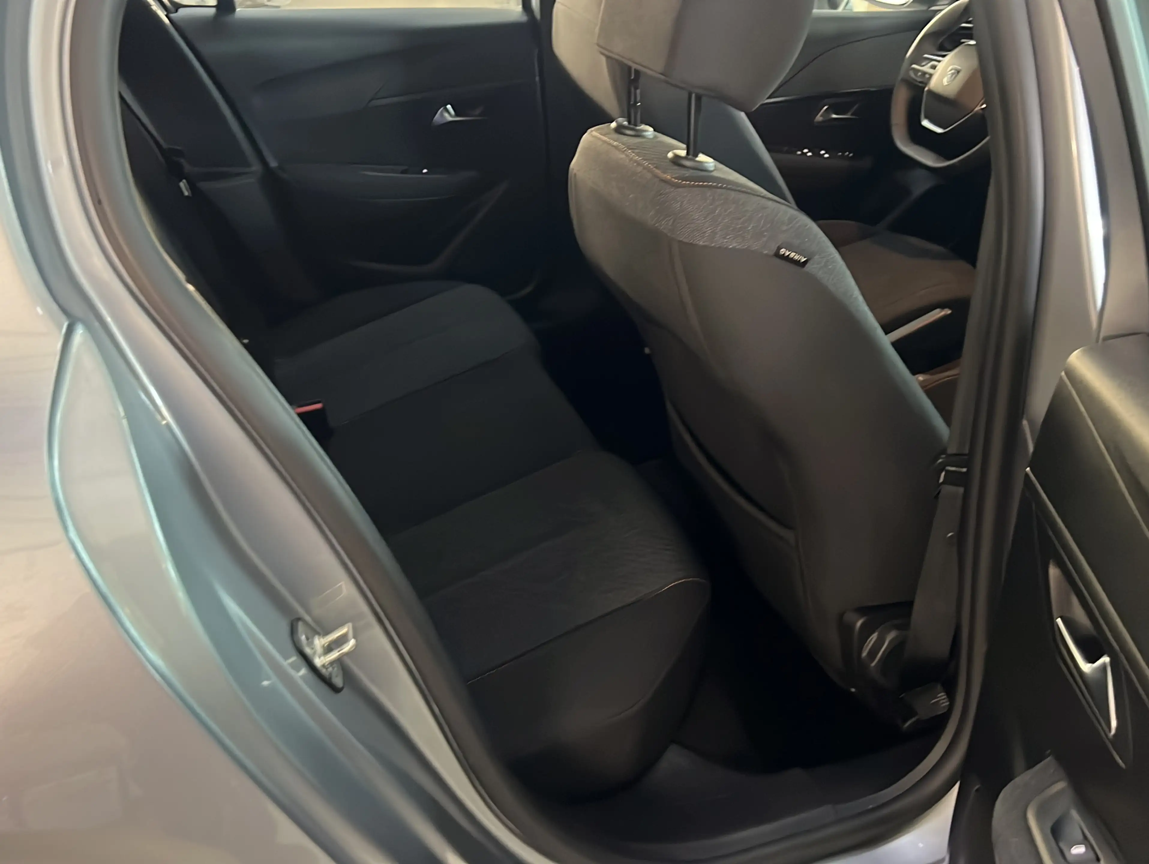 Peugeot 208 1.2 Style Automatik*Spurassist*Einparkhilfe* — photo 17