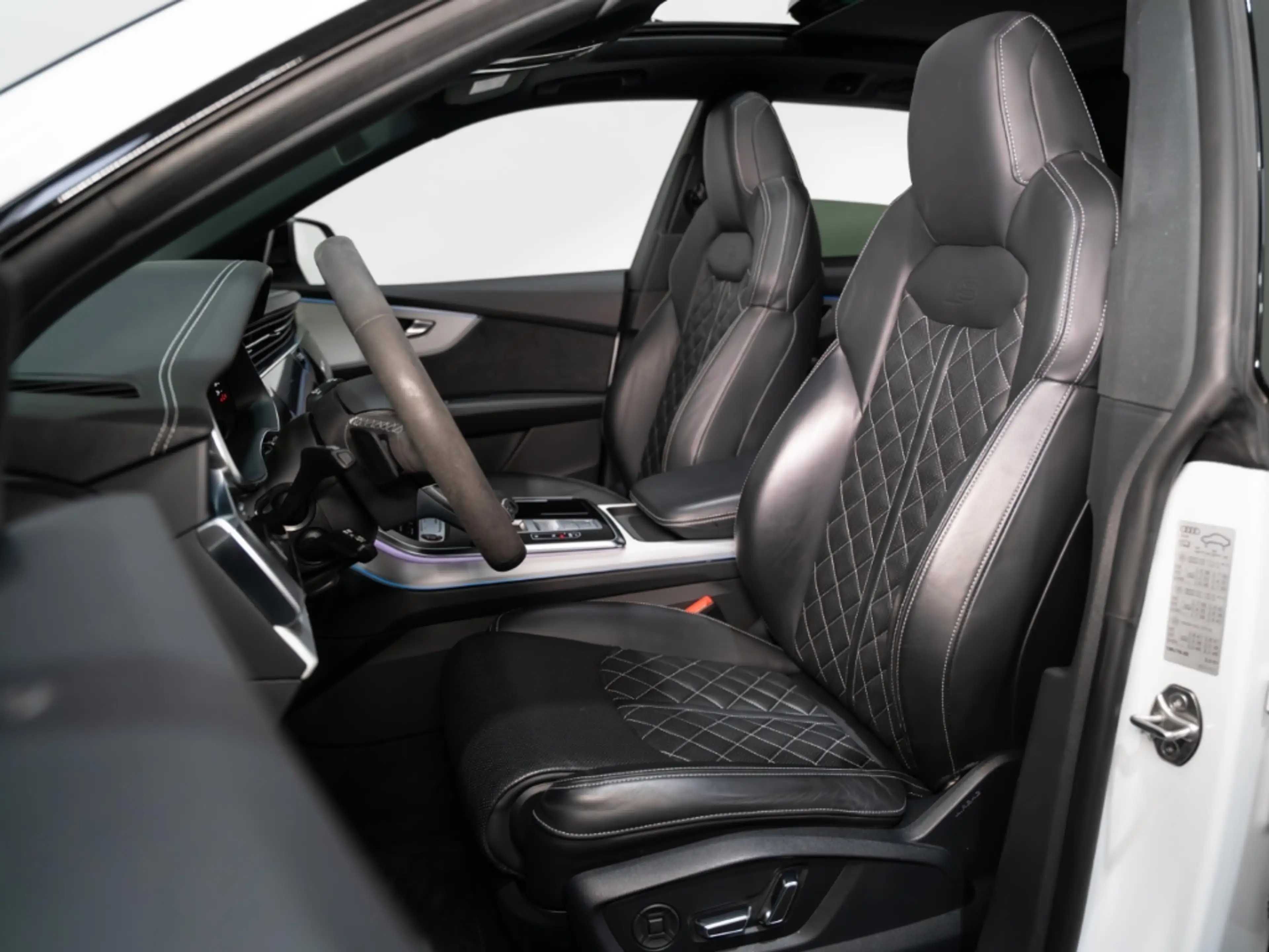 Audi SQ8 4.0 TFSI QU ADVANCED BLACK SOFT MATRIX 3D B&O 23Z — photo 6
