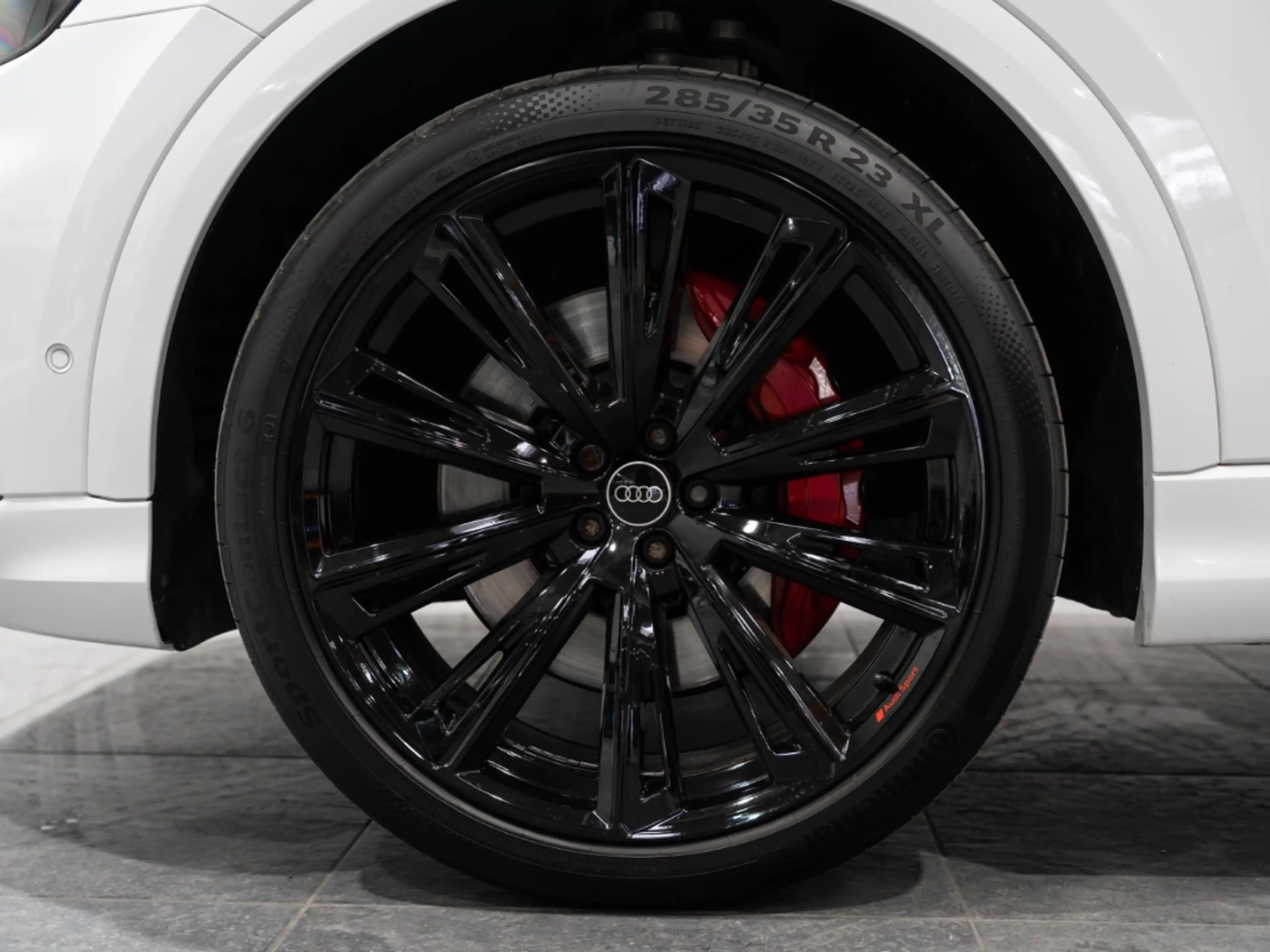 Audi SQ8 4.0 TFSI QU ADVANCED BLACK SOFT MATRIX 3D B&O 23Z — photo 3