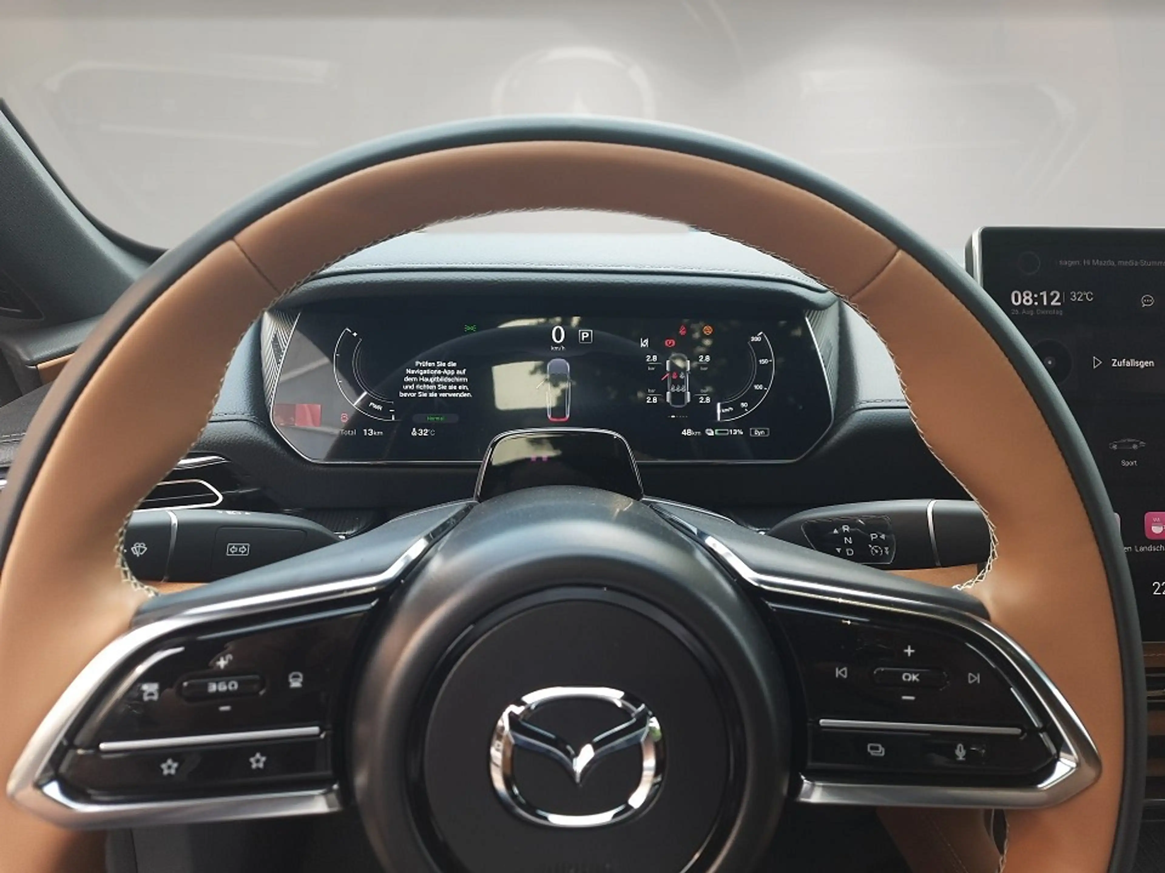 Mazda 6e 68,8 Takumi Plus — photo 9