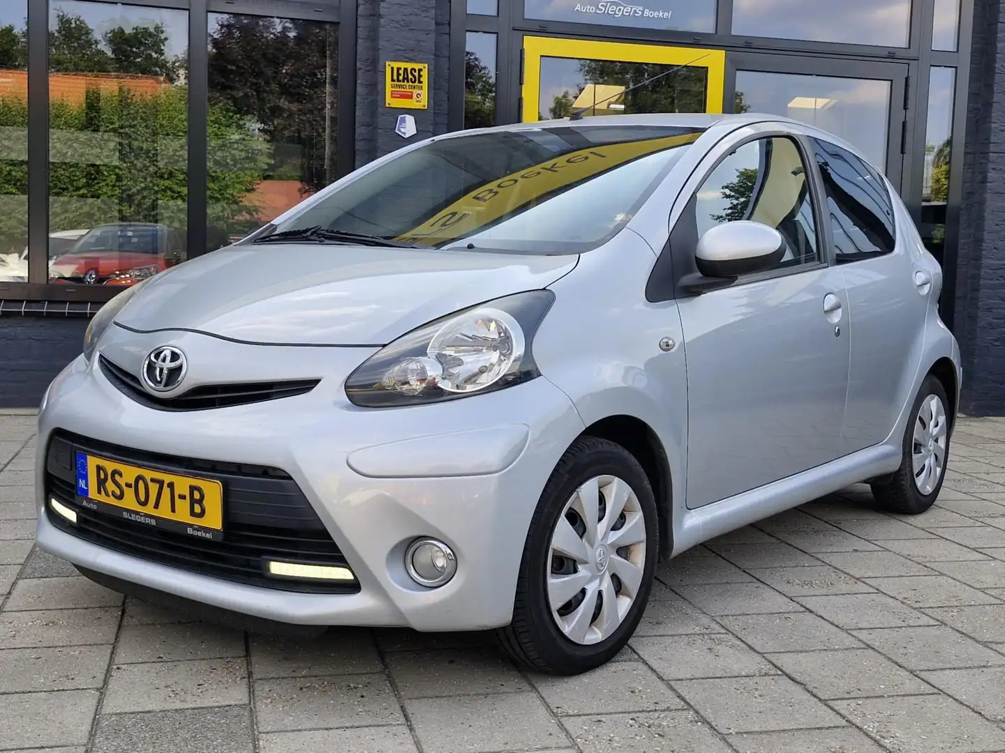 Toyota Aygo 1.0 VVT-i Aspiration I Airconditioning Gris - 1