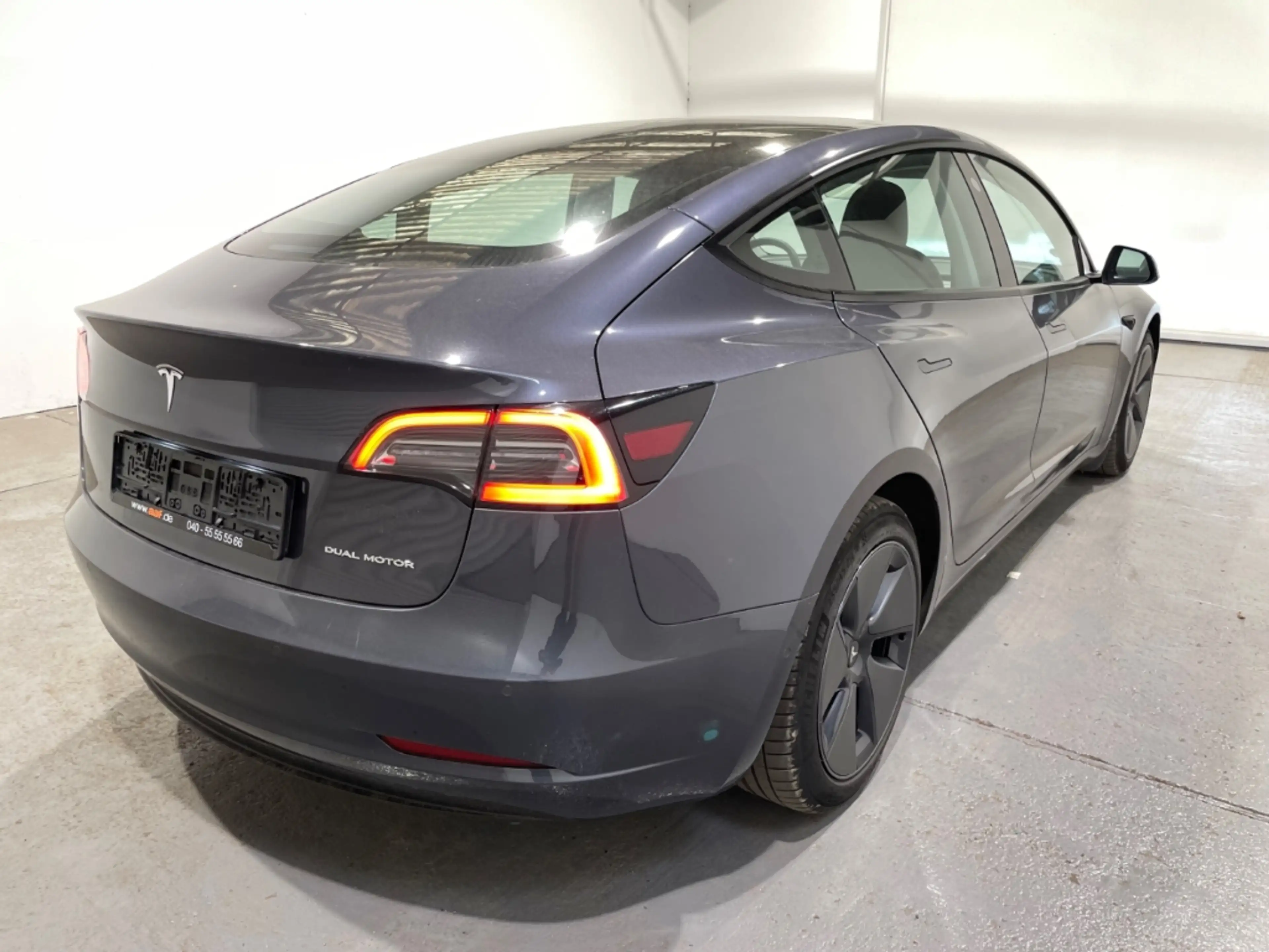 Tesla Model 3 Premium Long Range Dual AWD Leder LED ACC — photo 3
