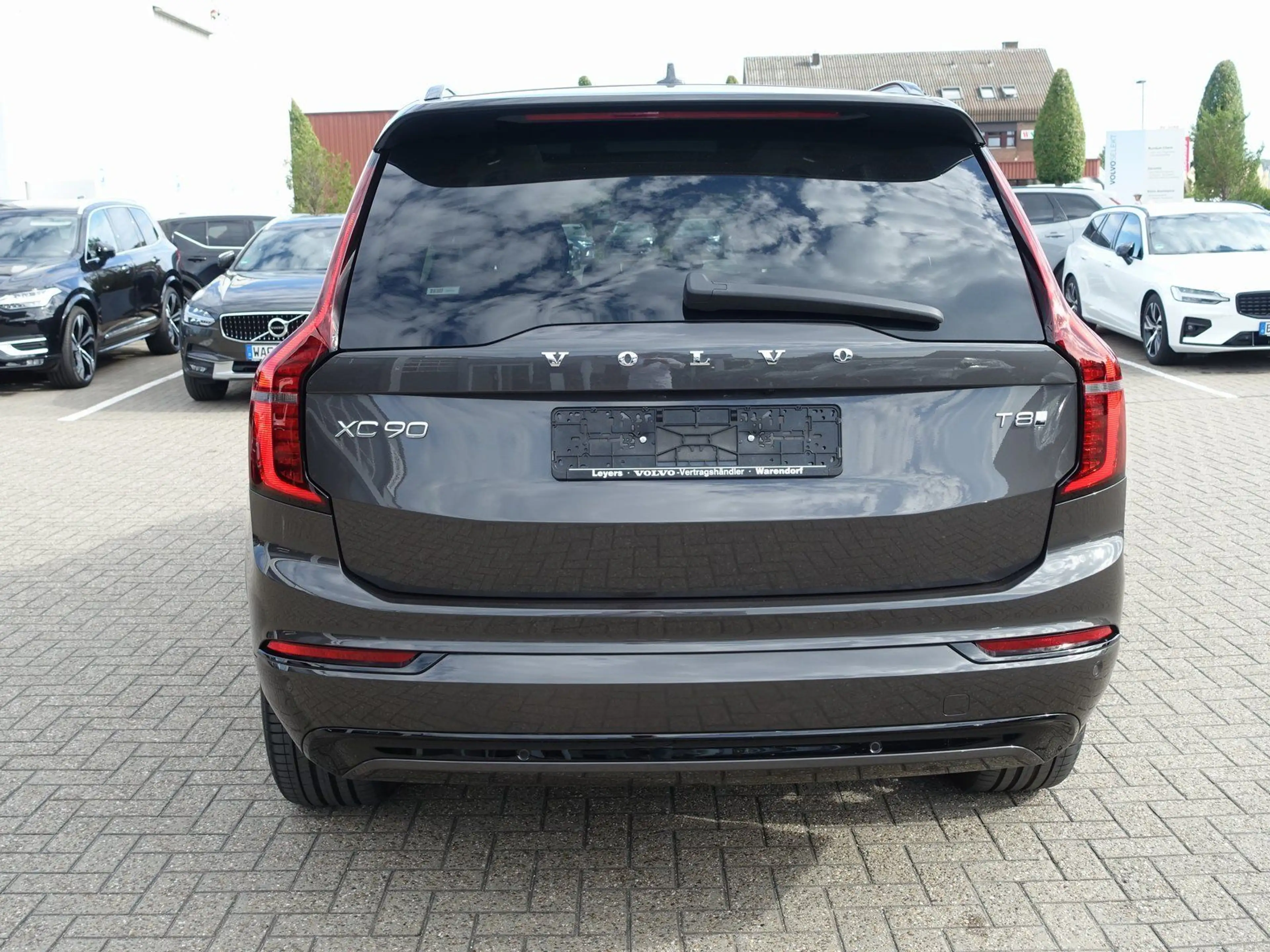 Volvo XC90 Ultra T8 AWD Plug-in/B&W/AHK/Pano/FourC/HUD — photo 6