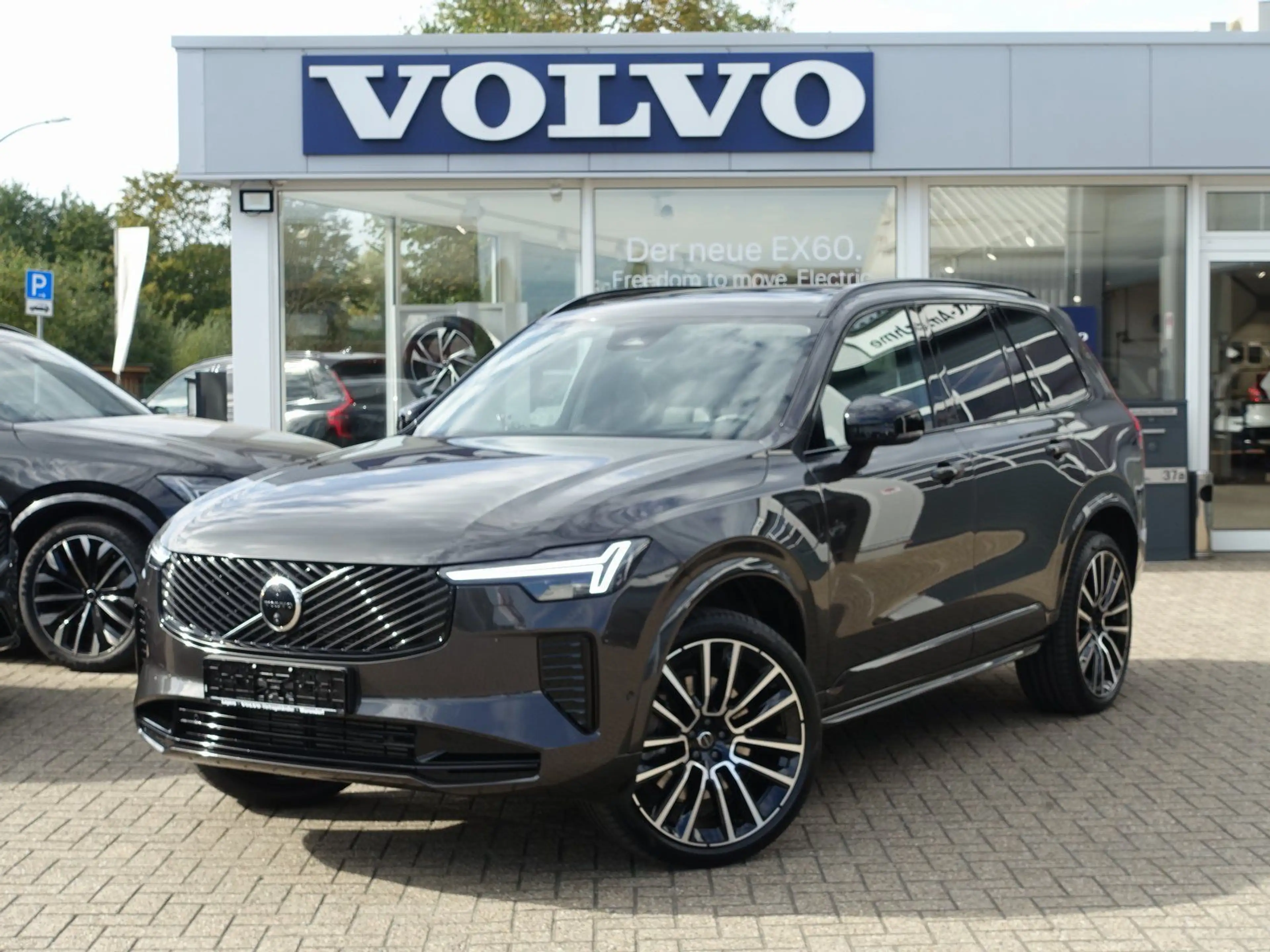 Volvo XC90 Ultra T8 AWD Plug-in/B&W/AHK/Pano/FourC/HUD