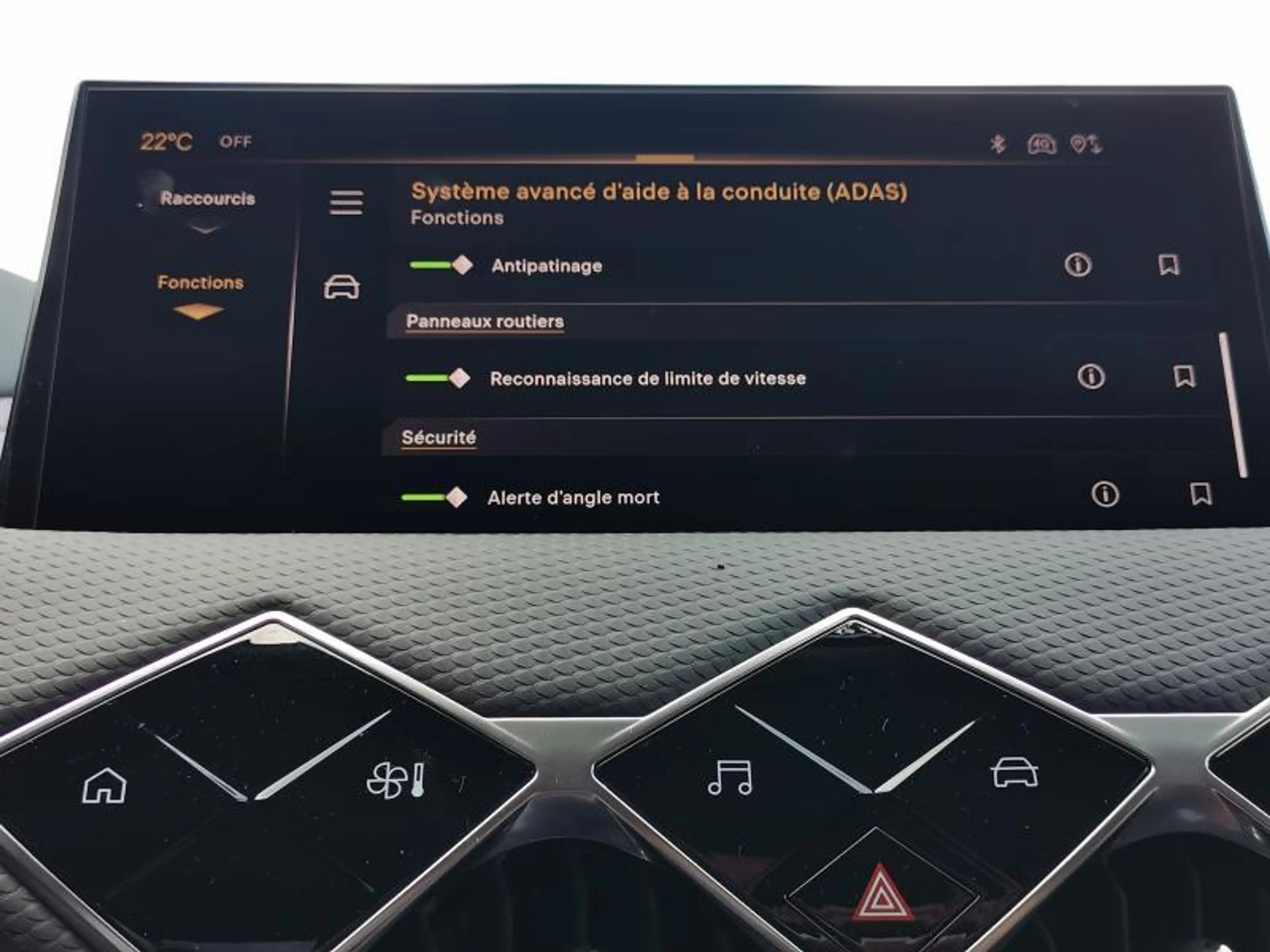 DS Automobiles DS 3 Bastille / EAT8 / 130ch — photo 14
