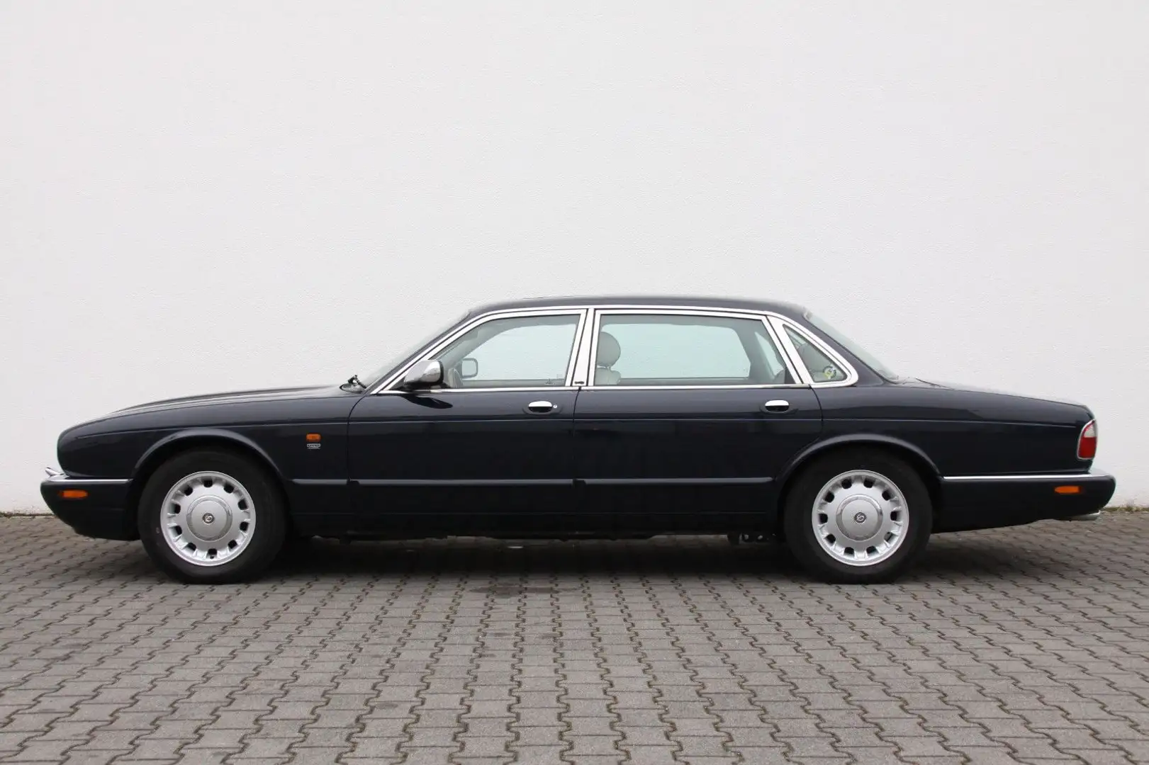 Jaguar Daimler V8 Langversion 2 Jahre Garantie Blu/Azzurro - 2