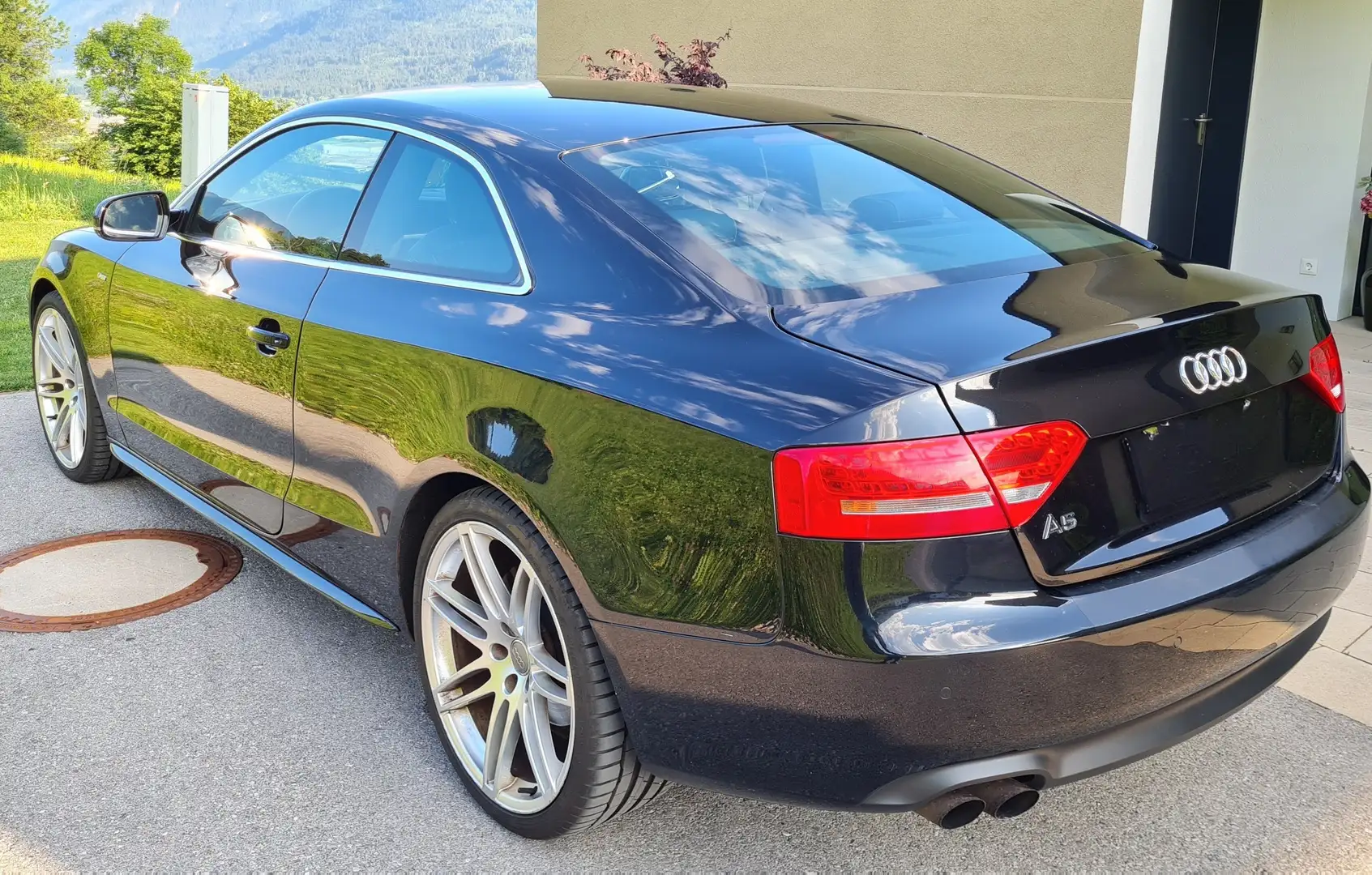 Audi A5 A5 Coupé 2,0 T FSI Schwarz - 1