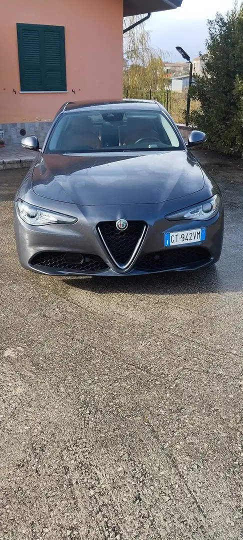 Alfa Romeo Giulia 2.2 t Tech Edition 150cv - 2