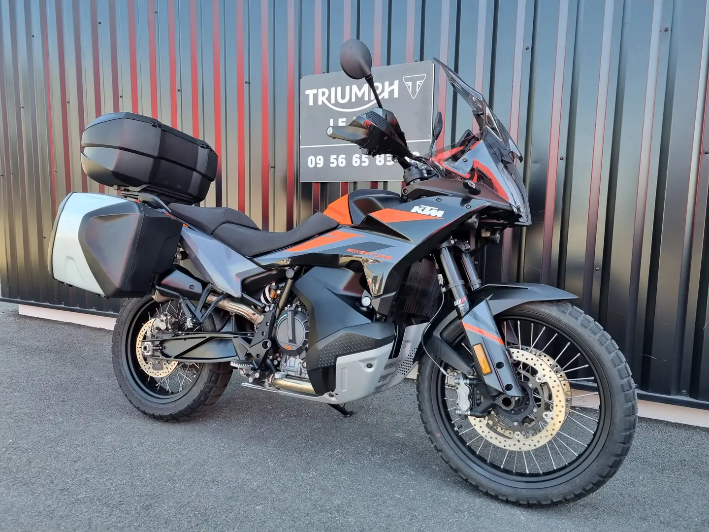 KTM 890 Adventure Orange - 2