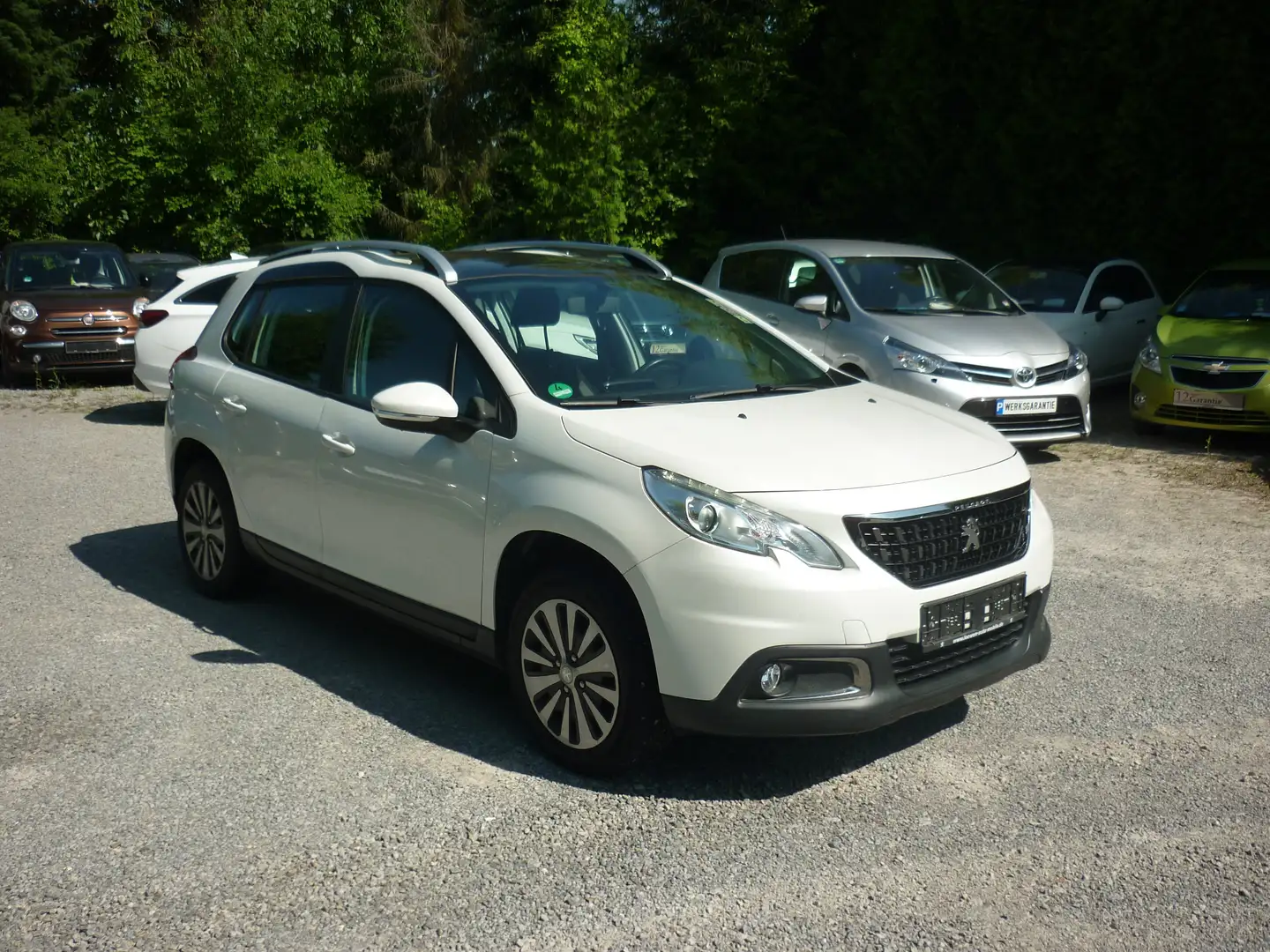 Peugeot 2008 Active* AHK* Panorama* Sitzheizung* Weiß - 1
