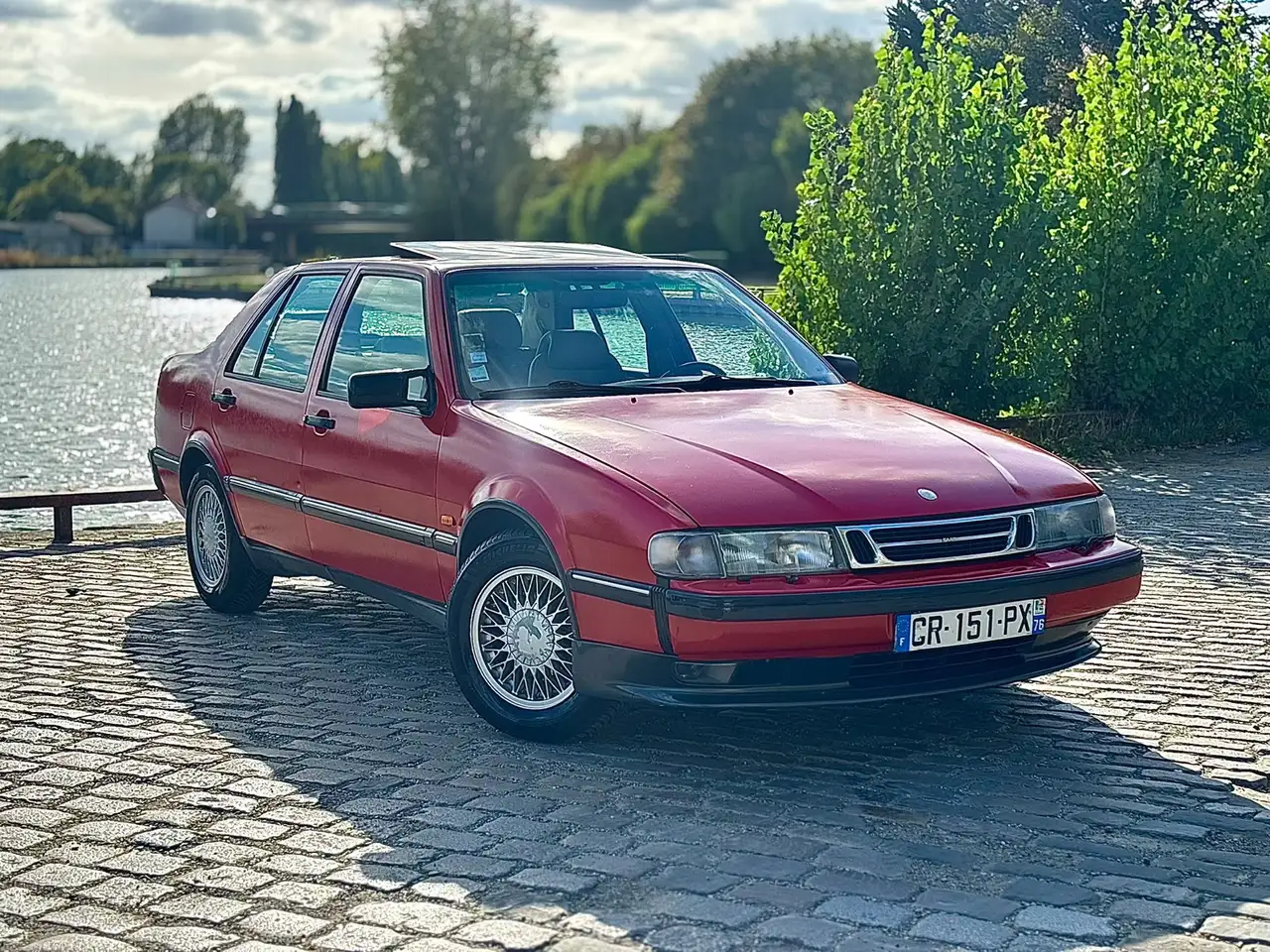 Saab 9000