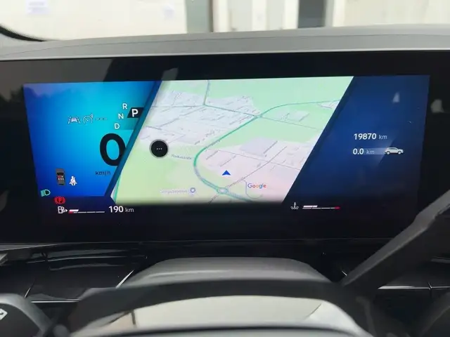 Renault Austral view 13