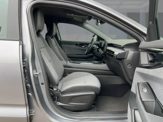 Renault Austral view 8