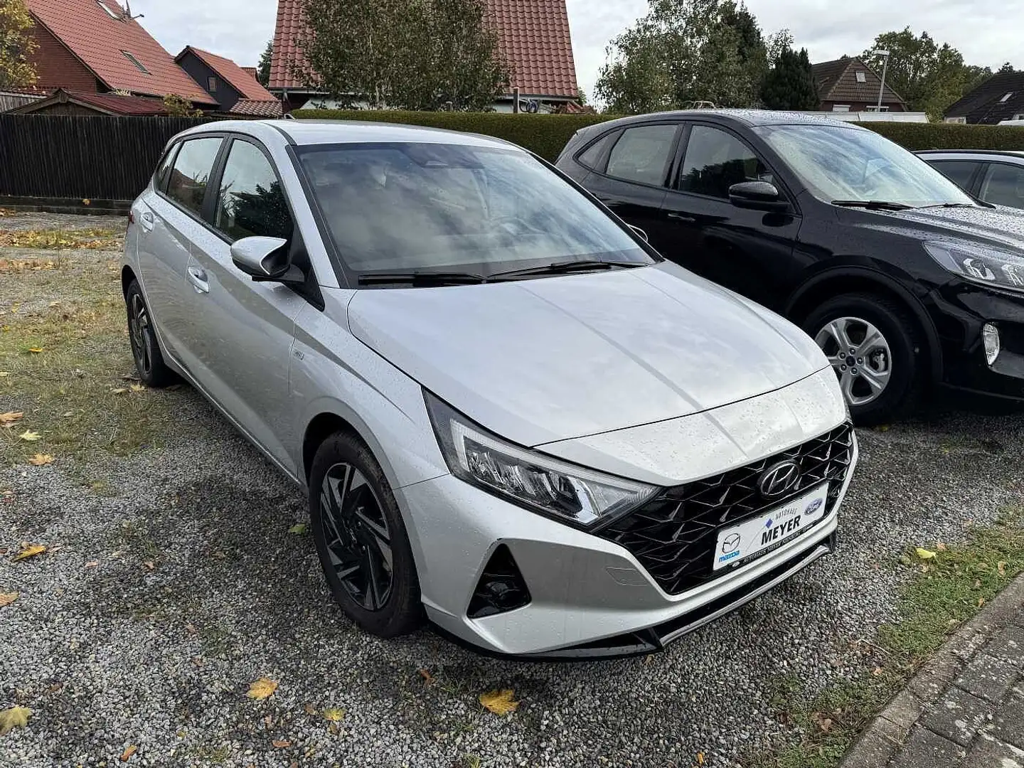 Hyundai i20 1.0 T-GDI Automatik Trend Silber - 1
