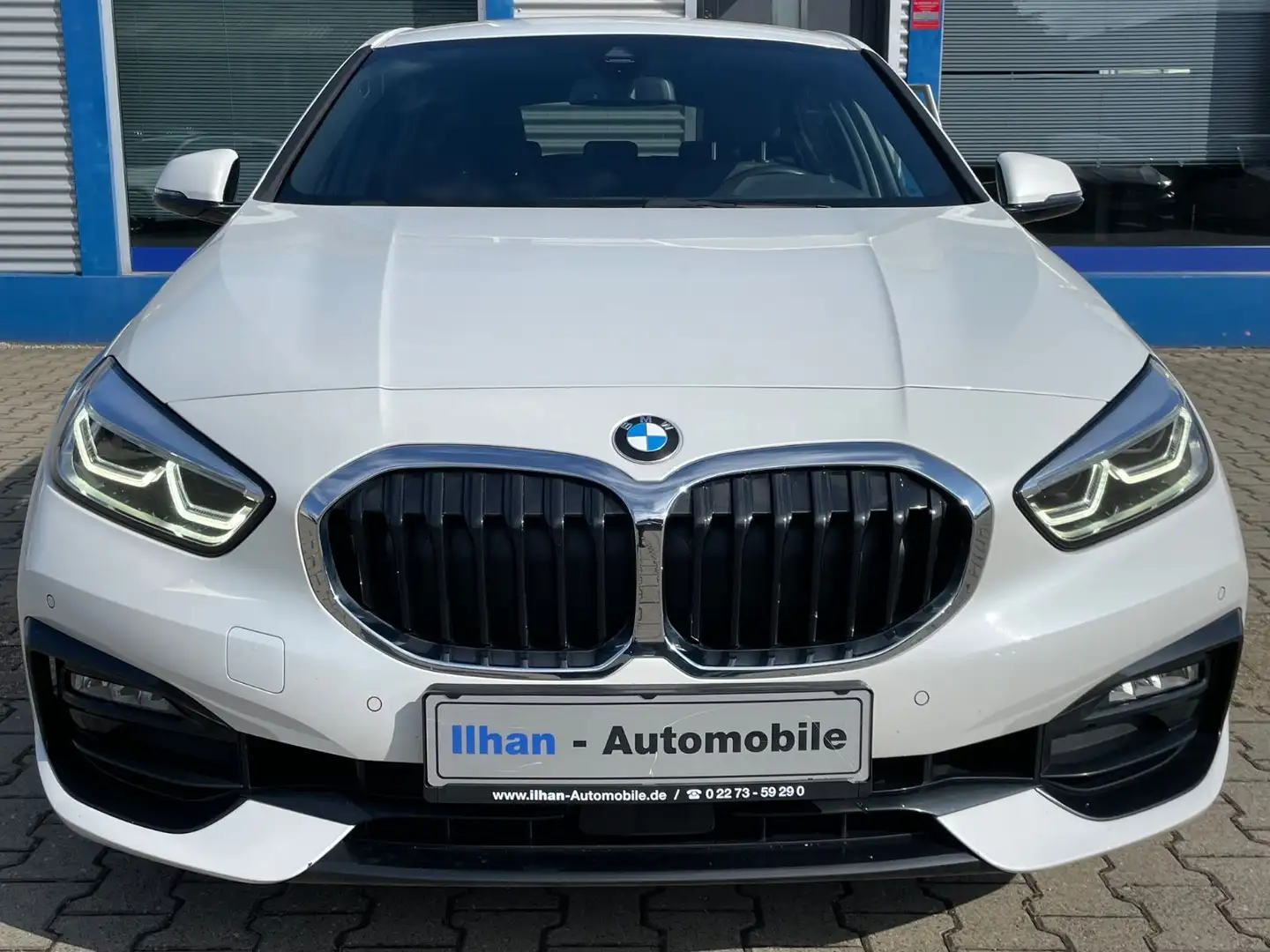 BMW 118 d Lim. Sport Line*LED*T-LEDER*NAV*RCAM*PDC Bianco - 2