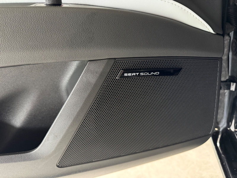 SEAT Leon ST Cupra 280 LED/CarPlay/SHZ/PDC/Navi/Pano — photo 11