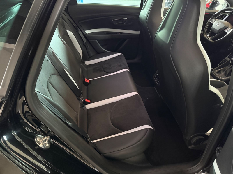 SEAT Leon ST Cupra 280 LED/CarPlay/SHZ/PDC/Navi/Pano — photo 15
