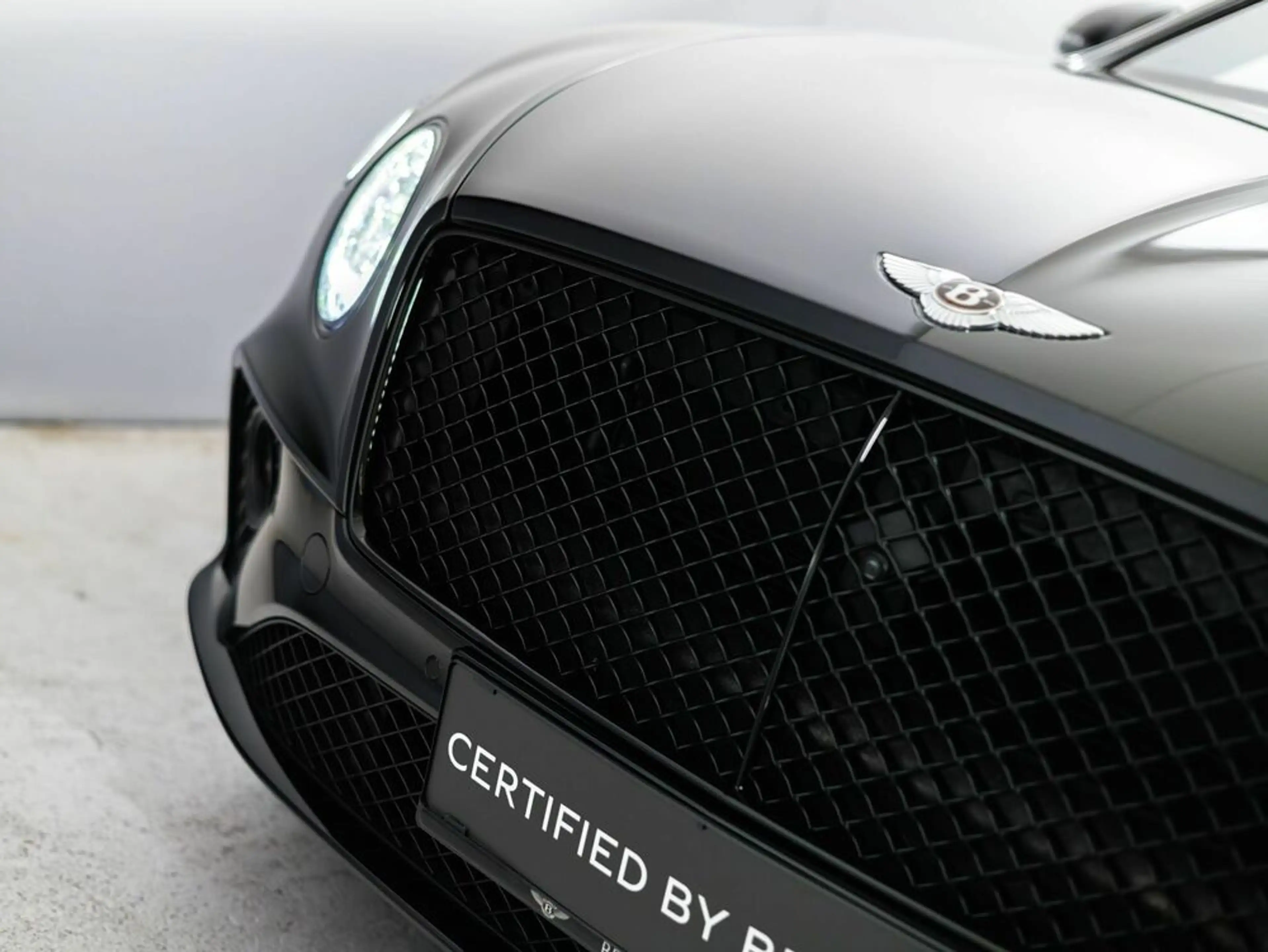 Bentley Continental GT W12 — photo 7