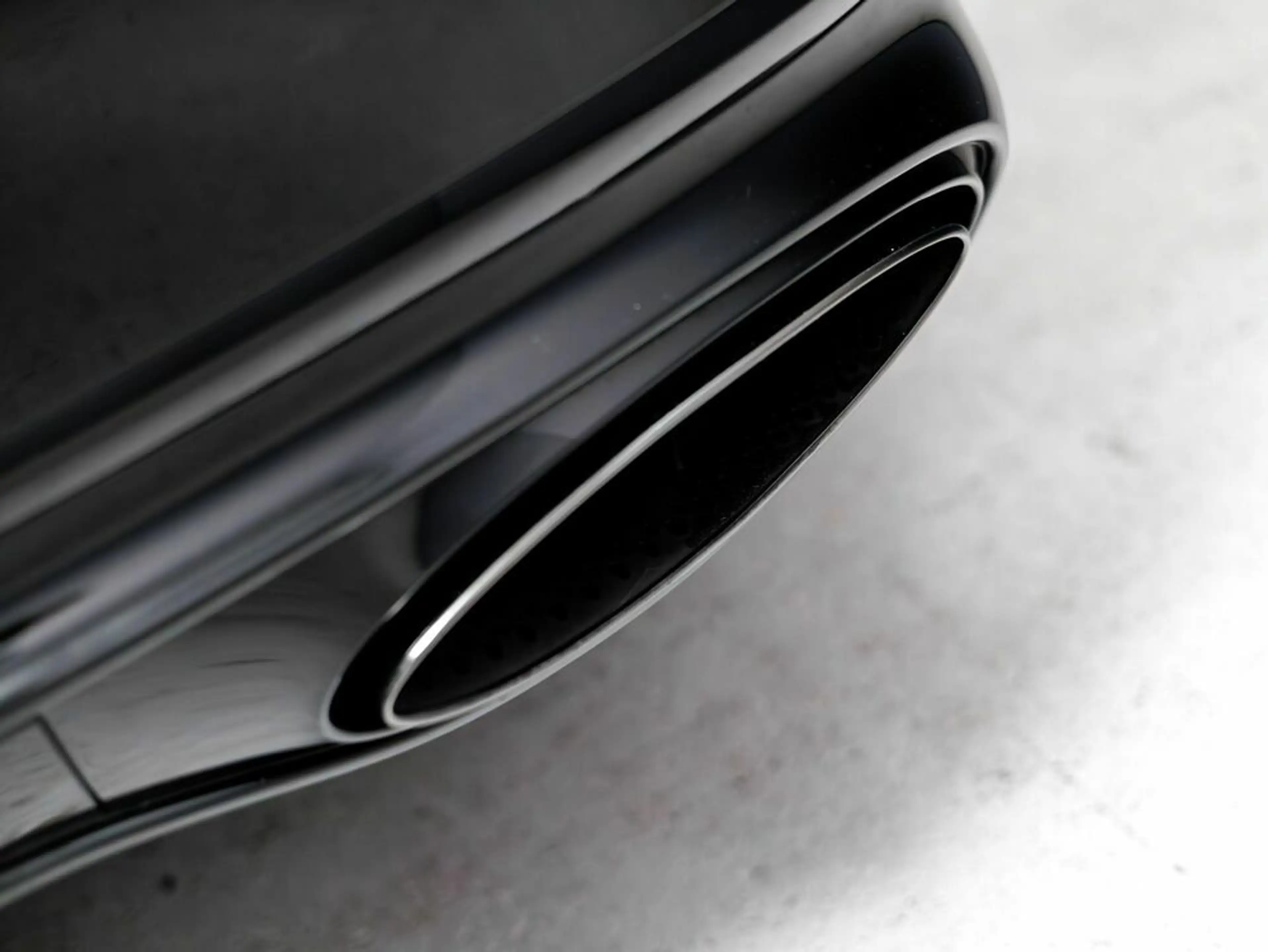 Bentley Continental GT W12 — photo 14