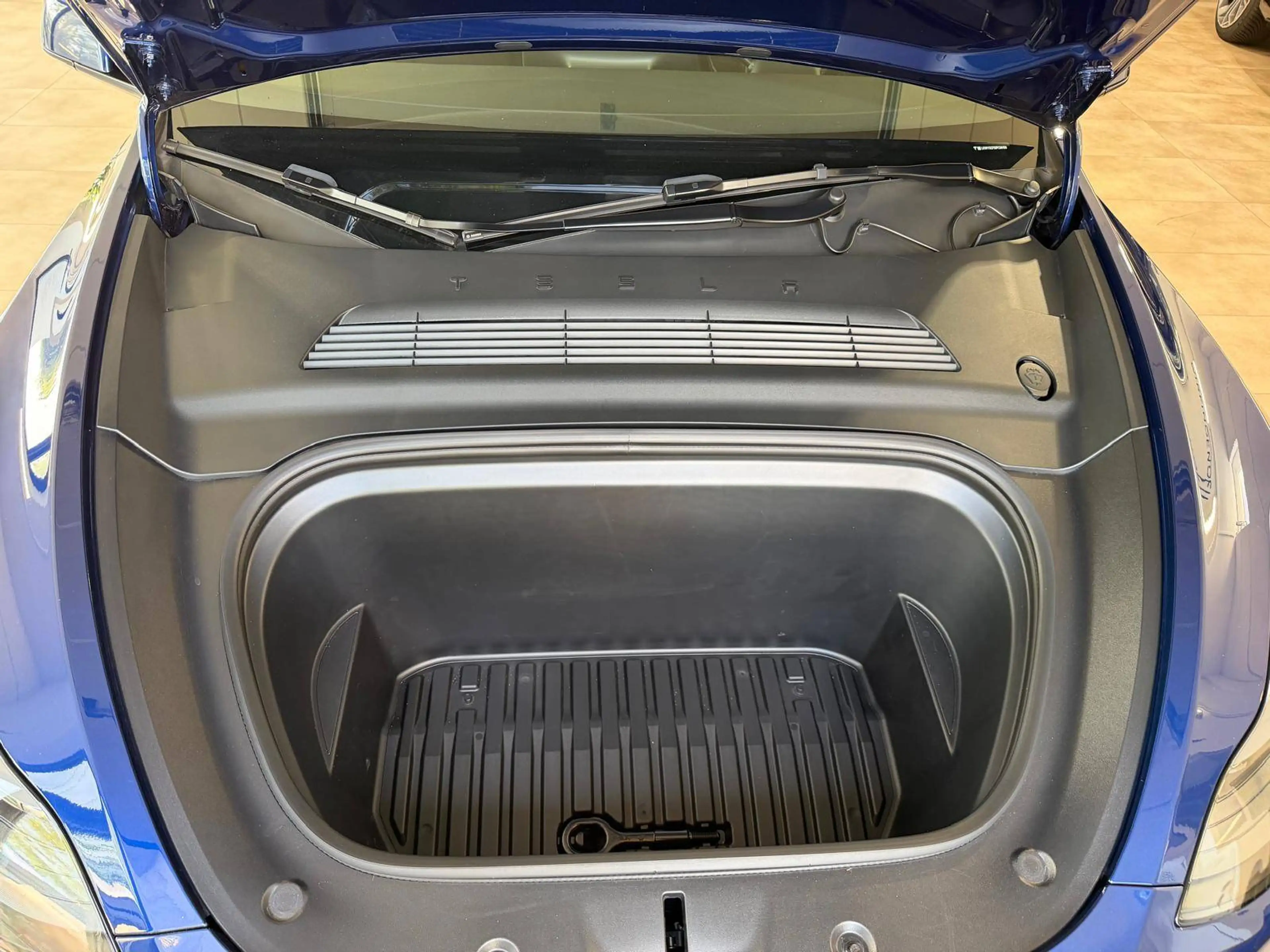 Tesla Model Y Model Y RWD*Premium*Matrix*Autopilot*AHK*20 Zoll — photo 12