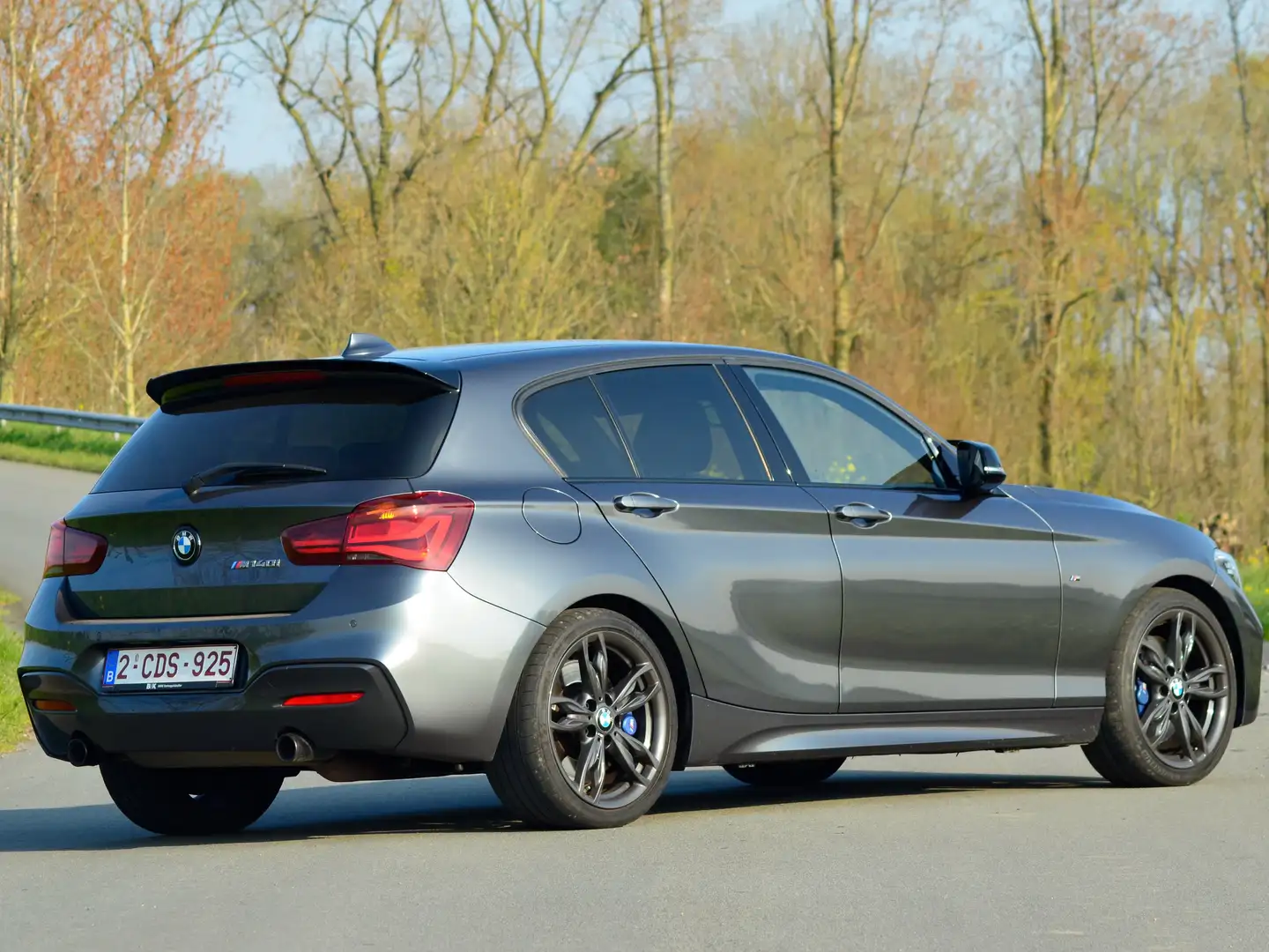 BMW 140 M140i Shadow Edition LSD Сірий - 2