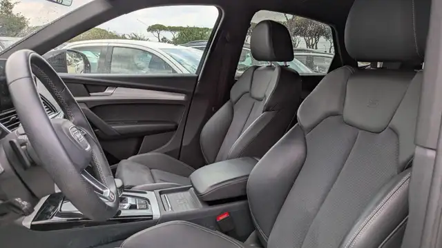 Audi Q5 view 15
