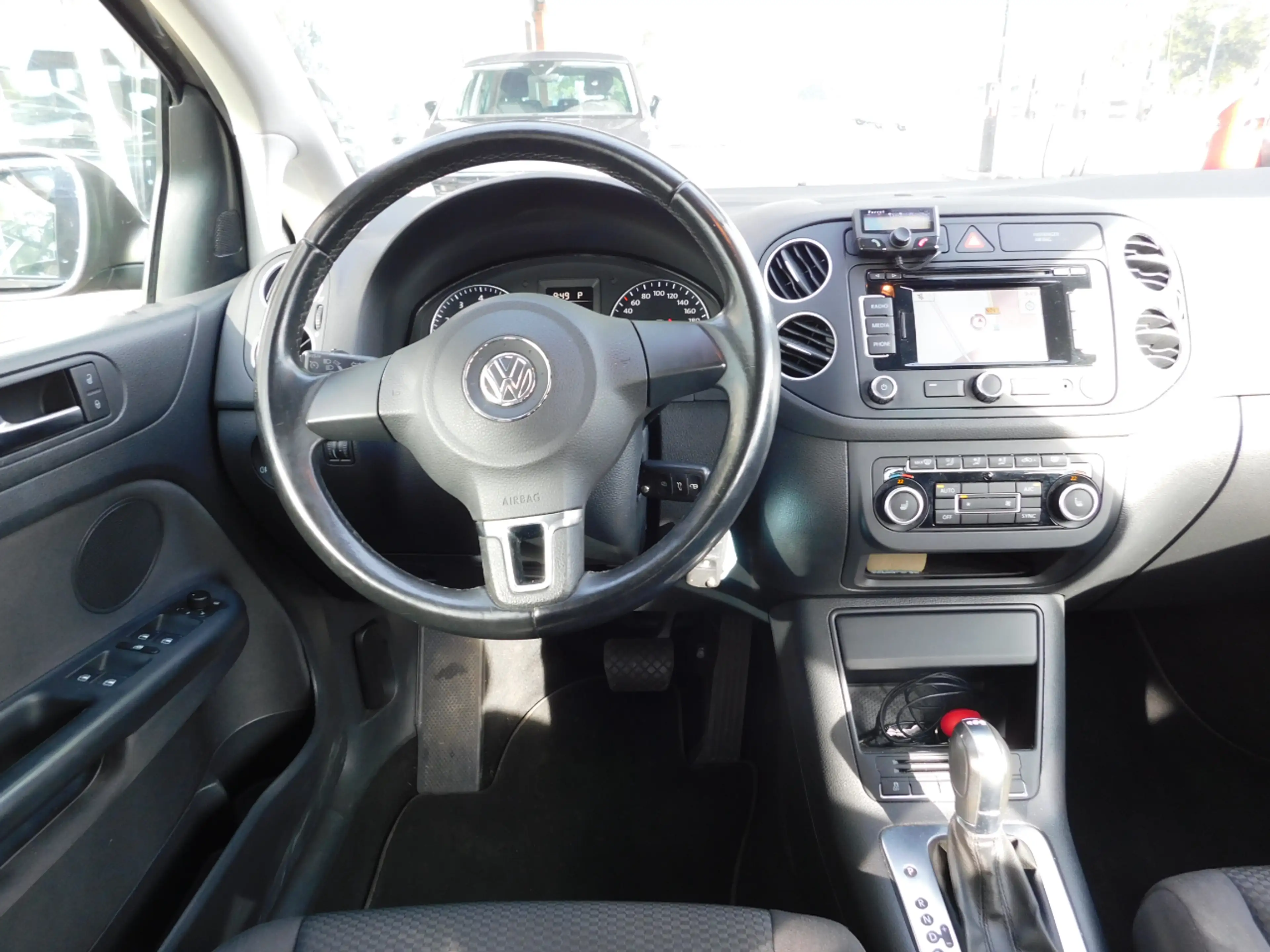Volkswagen Golf Plus 1.2TSI 105PK TRENDLINE!! All-in Prijs! Trekhaak! — photo 3