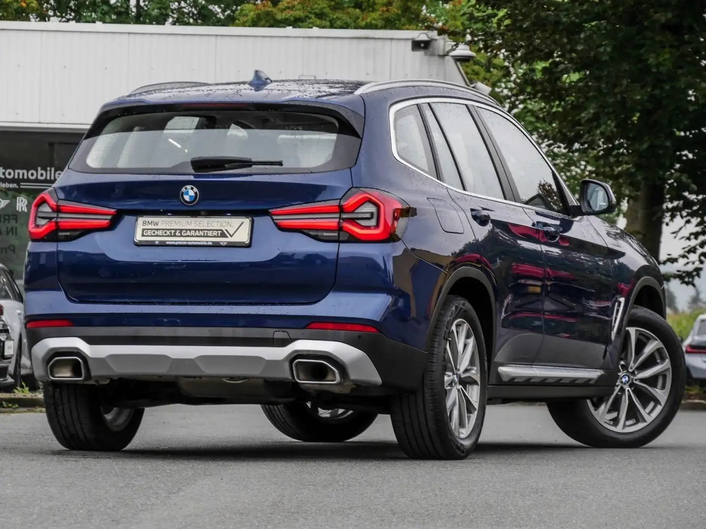 BMW X3 xDrive20d STANDHZG+AHK+PA+LHZ+HiFi+LED Blau - 2