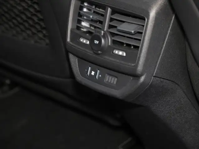 Peugeot 5008 view 9
