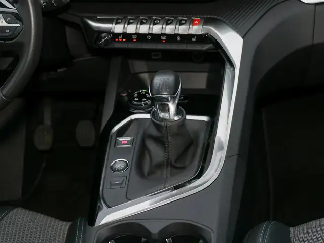 Peugeot 5008 view 10