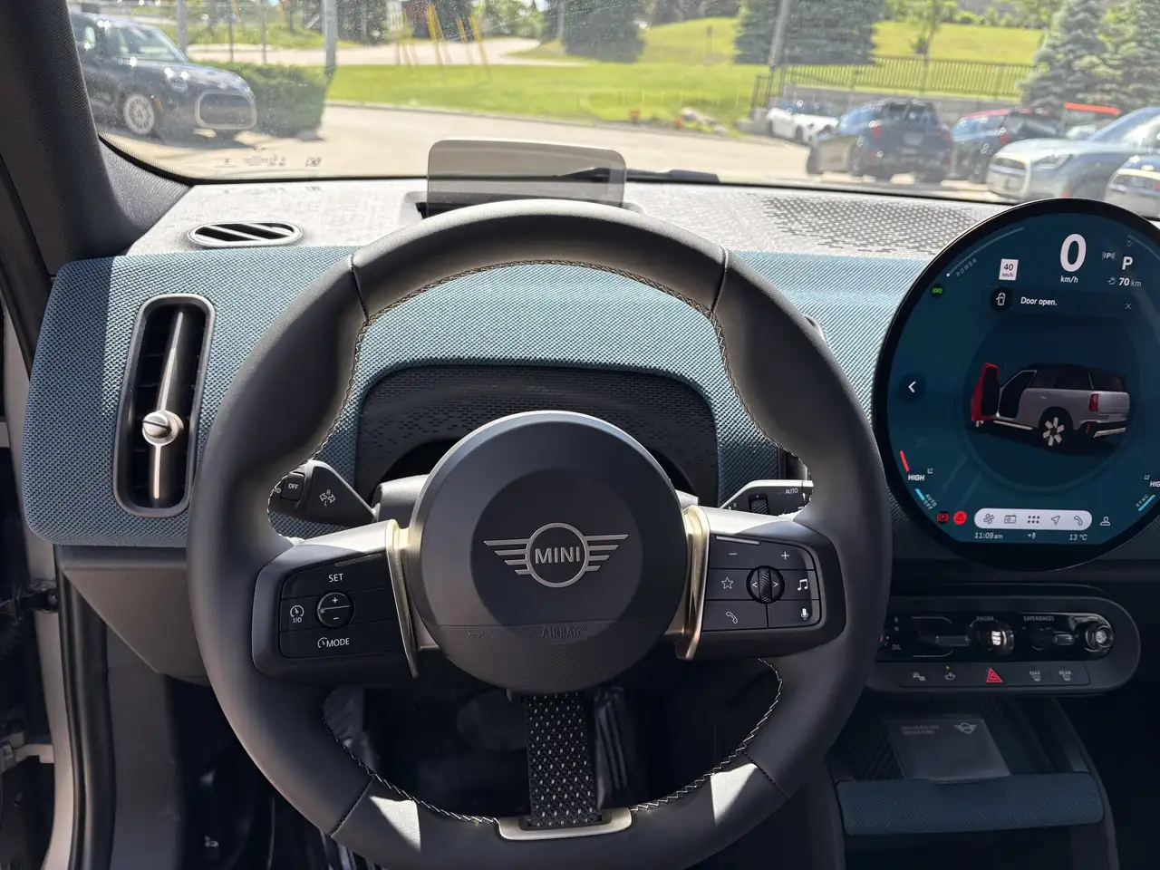 MINI Countryman снимка MINI Countryman