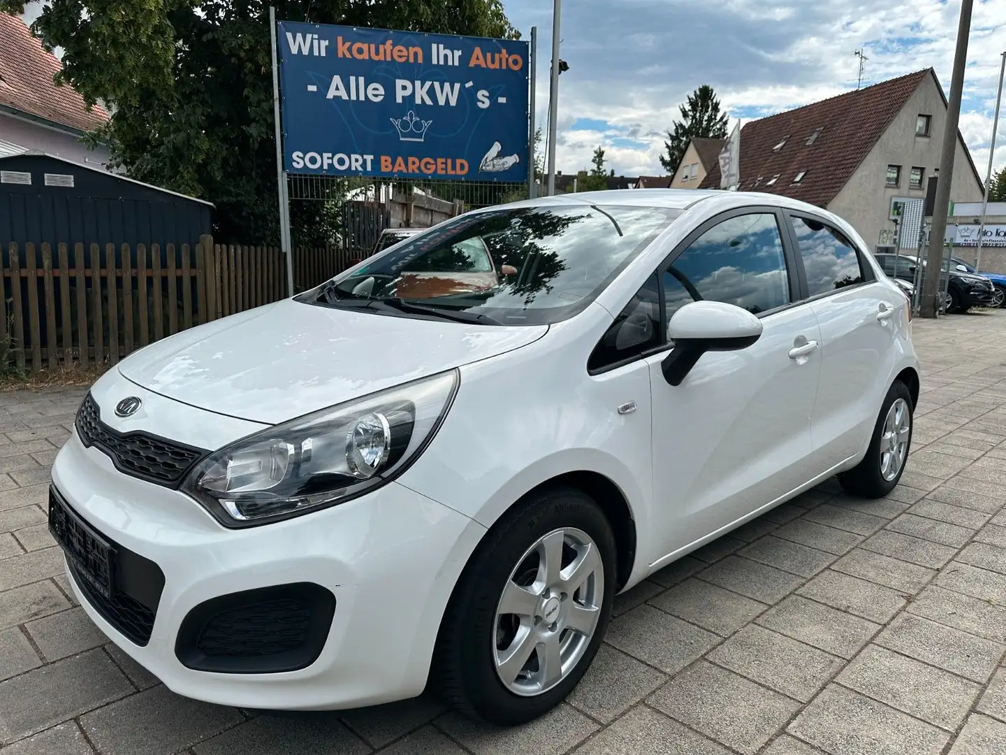 Kia Rio Edition 7 KLIMA/SHZ/TEMPOMAT/SCHECKHEFT Wit - 1