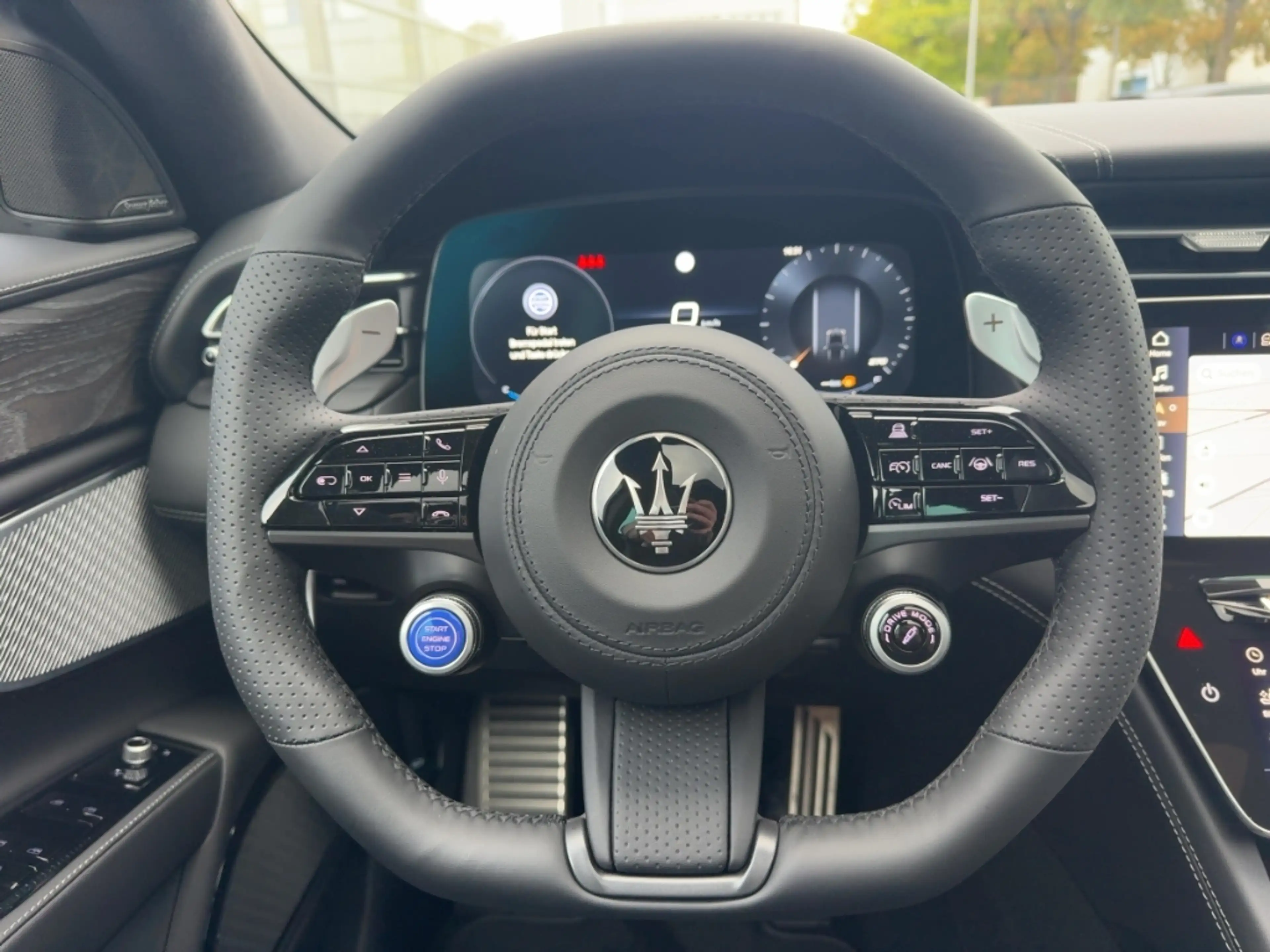 Maserati Grecale MODENA MY27 Facelift Pano 360 Head-up — photo 9