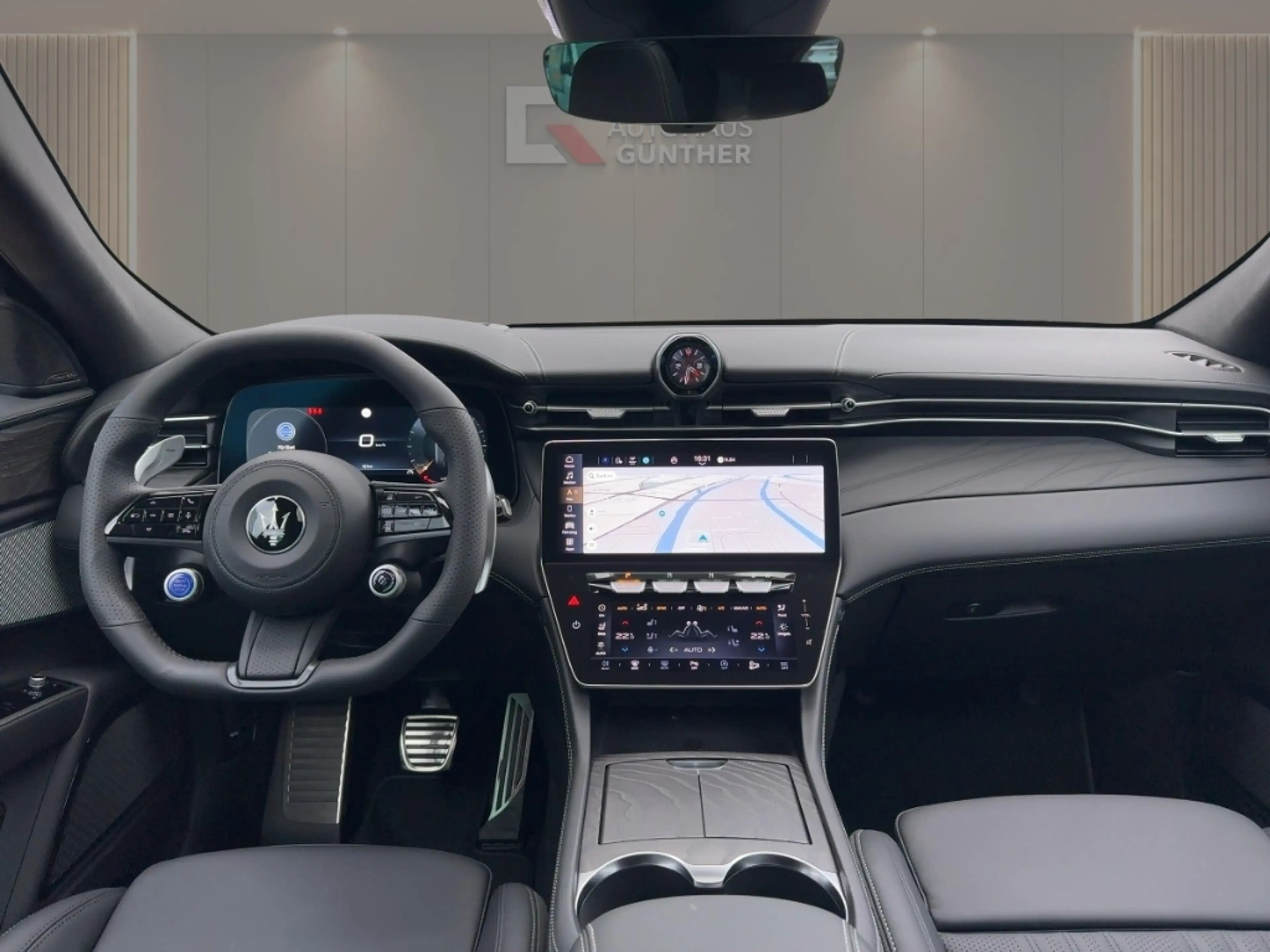 Maserati Grecale MODENA MY27 Facelift Pano 360 Head-up — photo 8