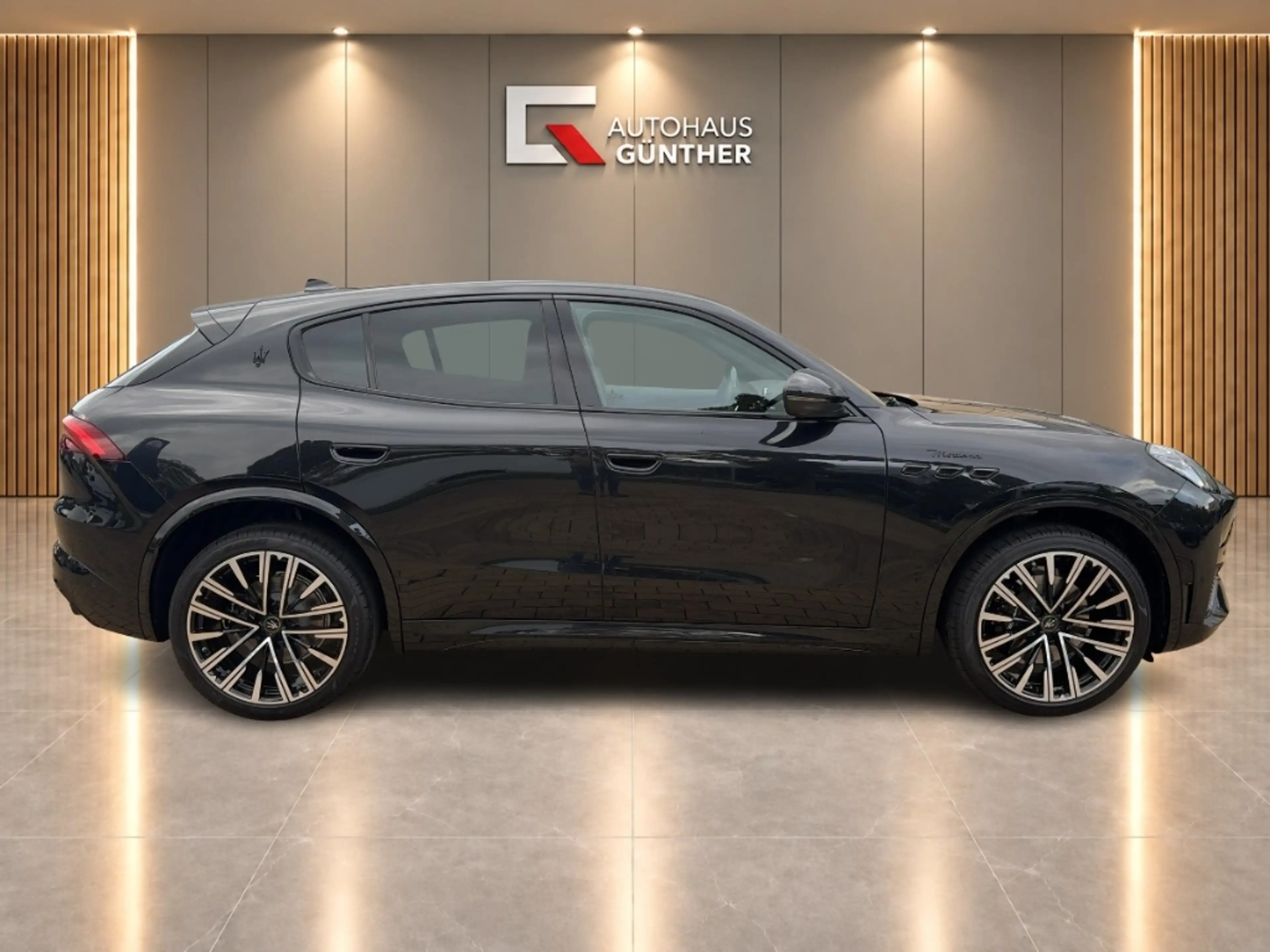 Maserati Grecale MODENA MY27 Facelift Pano 360 Head-up — photo 5
