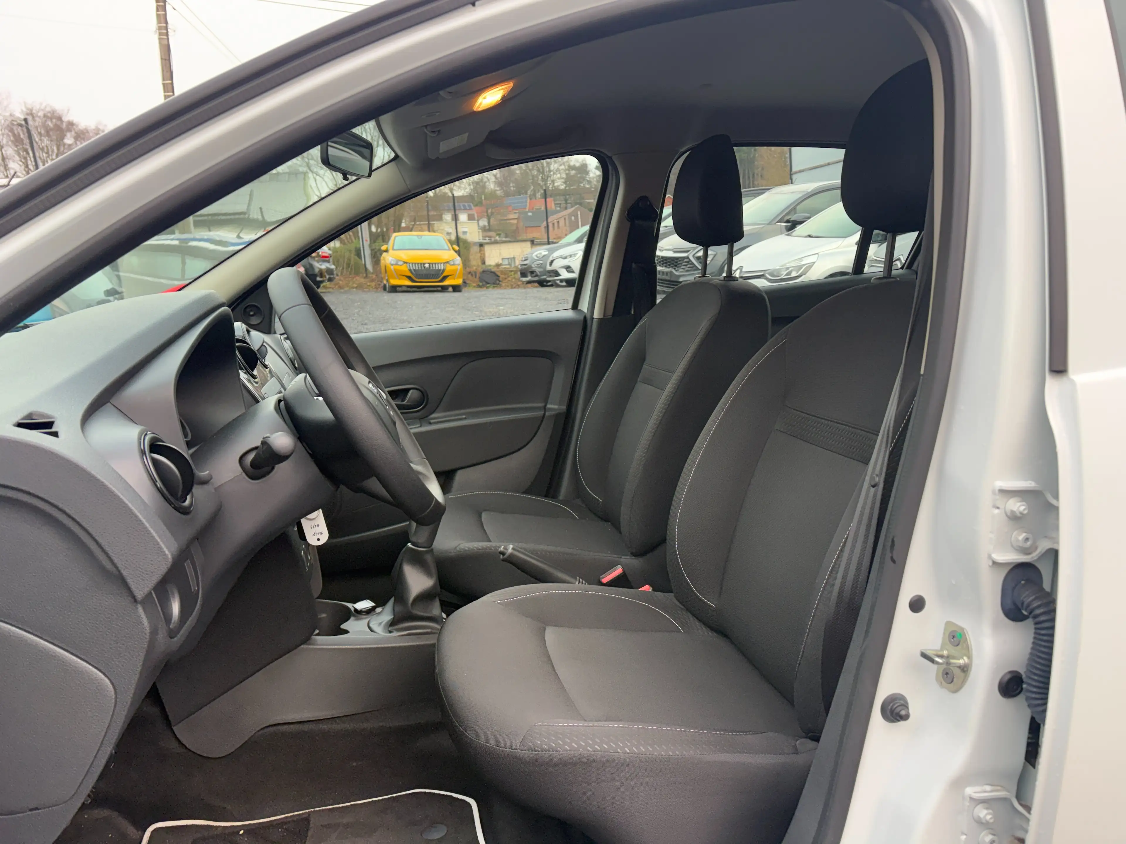 Dacia Logan 1.0i SCe Essential - EU6D - GARANTIE 1AN - — photo 7
