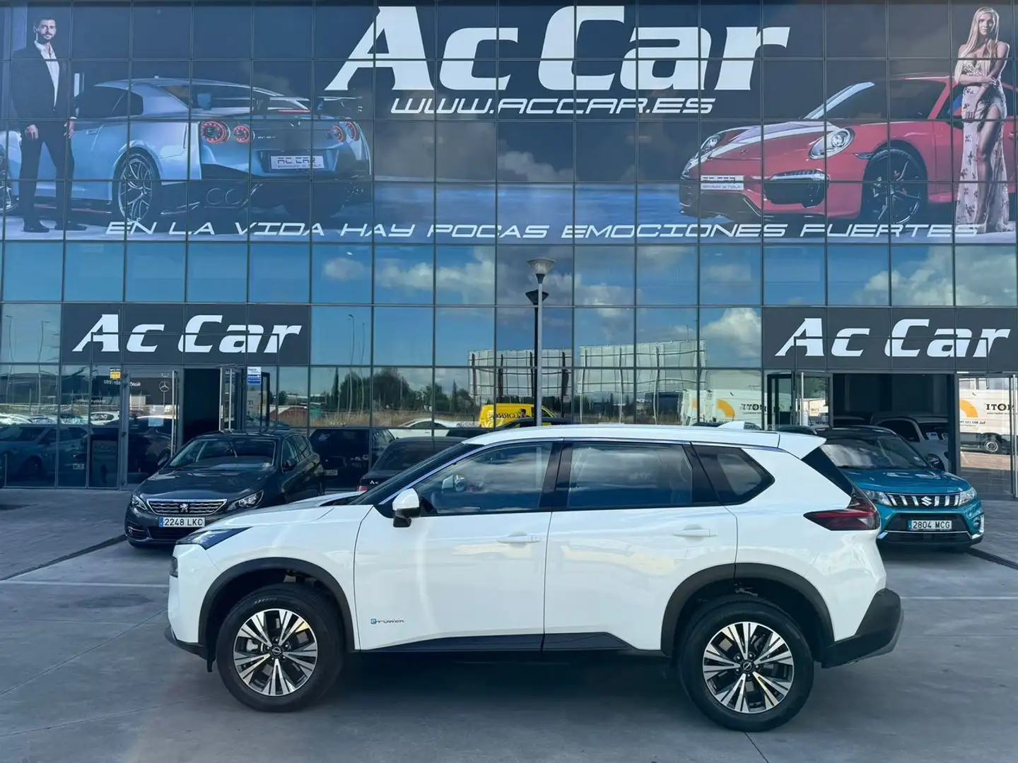 Nissan X-Trail 1.5 e-Power Tekna 4x2 5pl. 152kW Blanc - 1