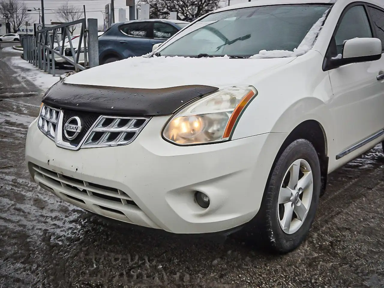 Nissan Rogue снимка Nissan Rogue