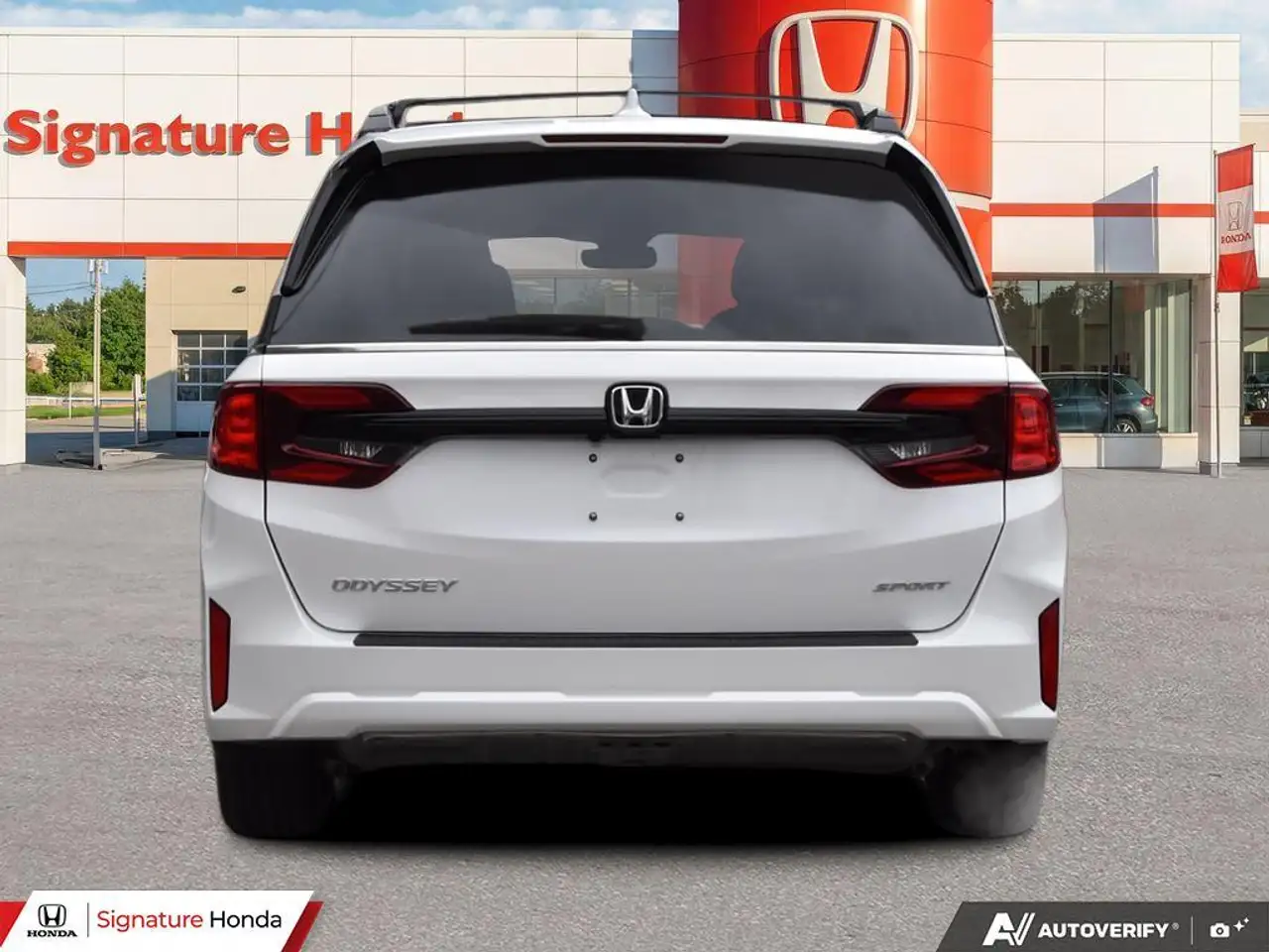 Honda Odyssey снимка Honda Odyssey
