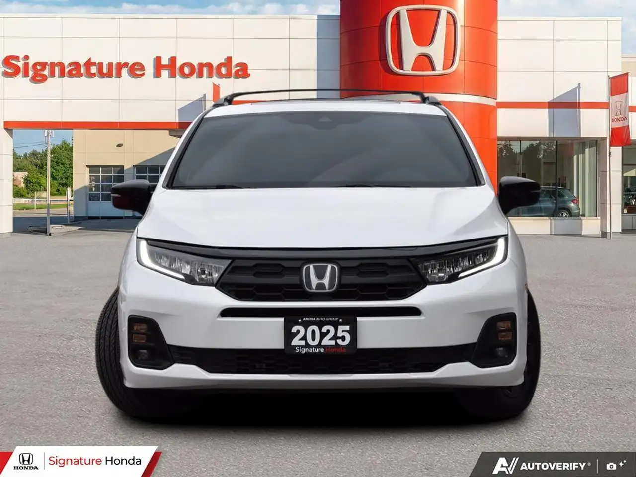 Honda Odyssey снимка Honda Odyssey