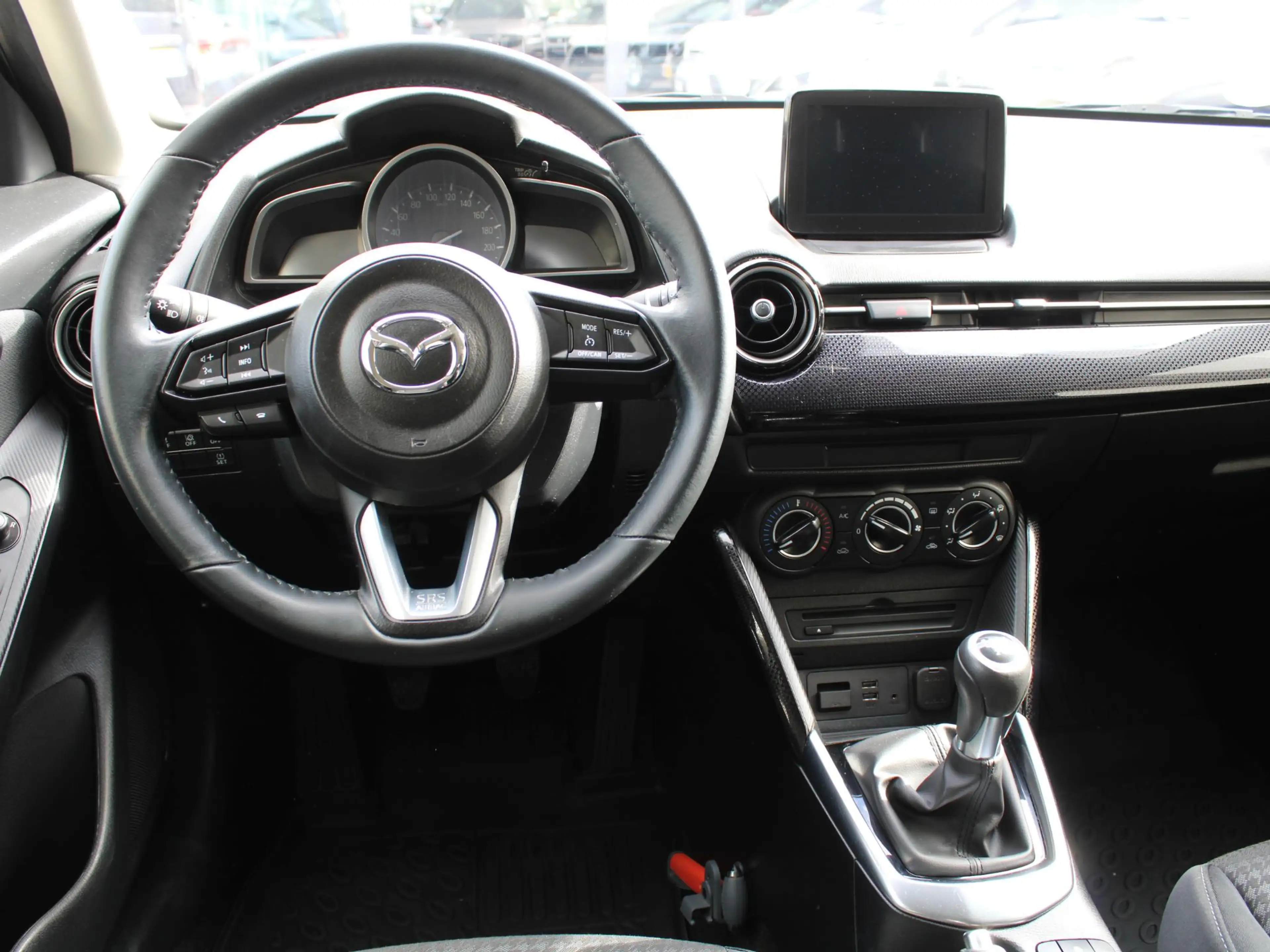 Mazda 2 1.5 Skyactiv-G Sport Selected | ACHTERUITRIJCAMERA — photo 4