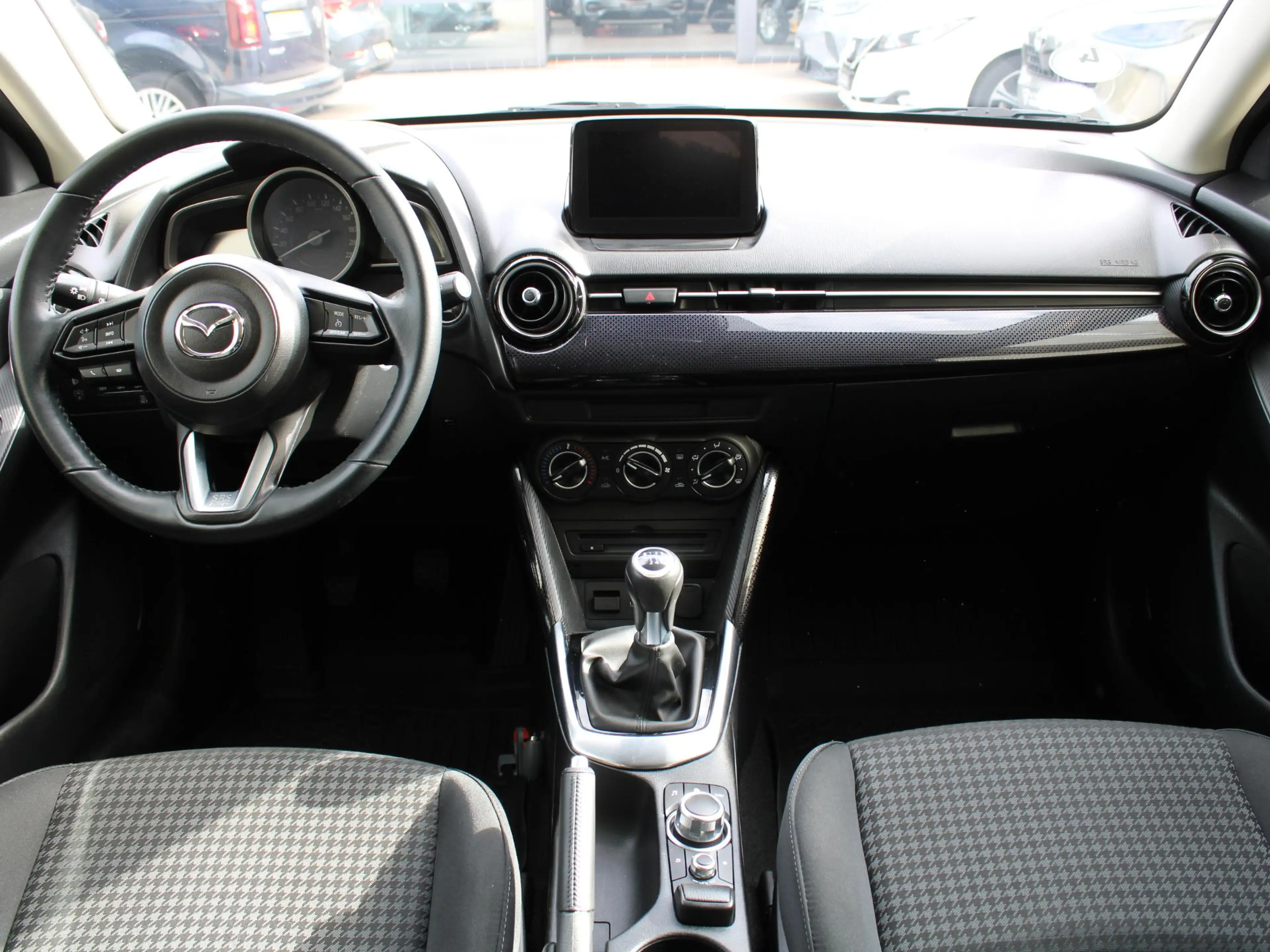 Mazda 2 1.5 Skyactiv-G Sport Selected | ACHTERUITRIJCAMERA — photo 6