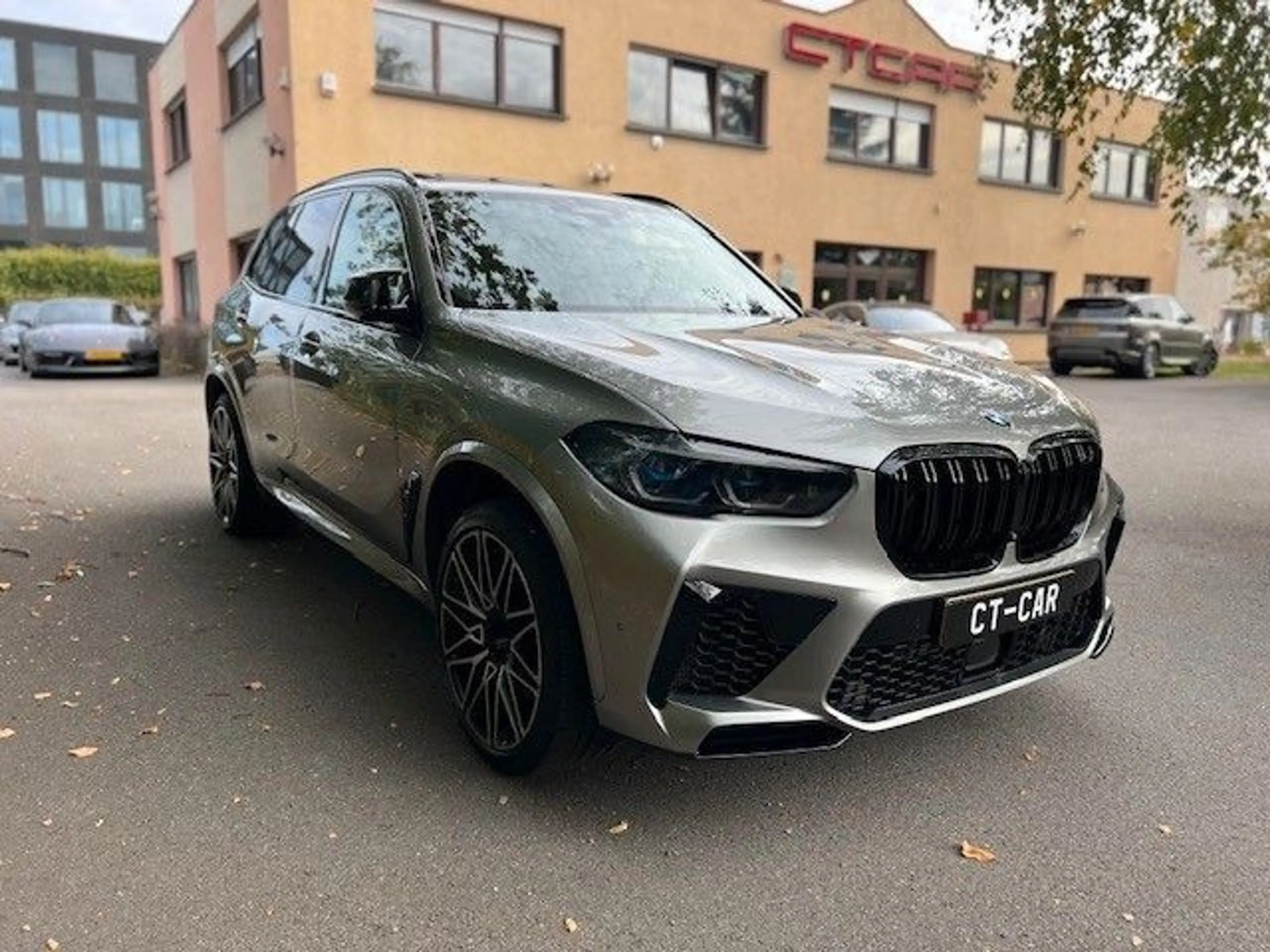 BMW X5 M Competition - VOLL - panorama — photo 13