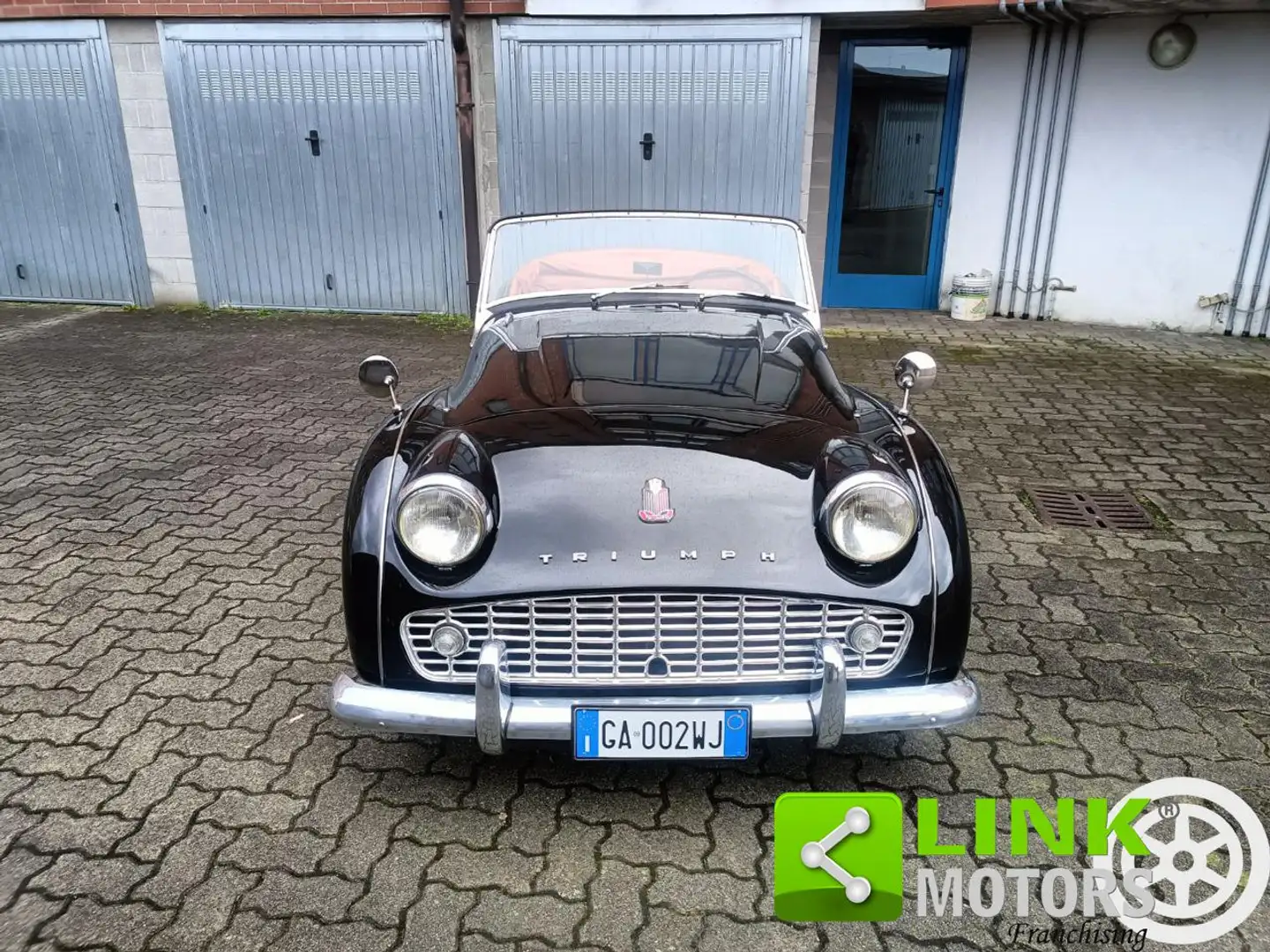 Triumph TR3 A Nero - 2