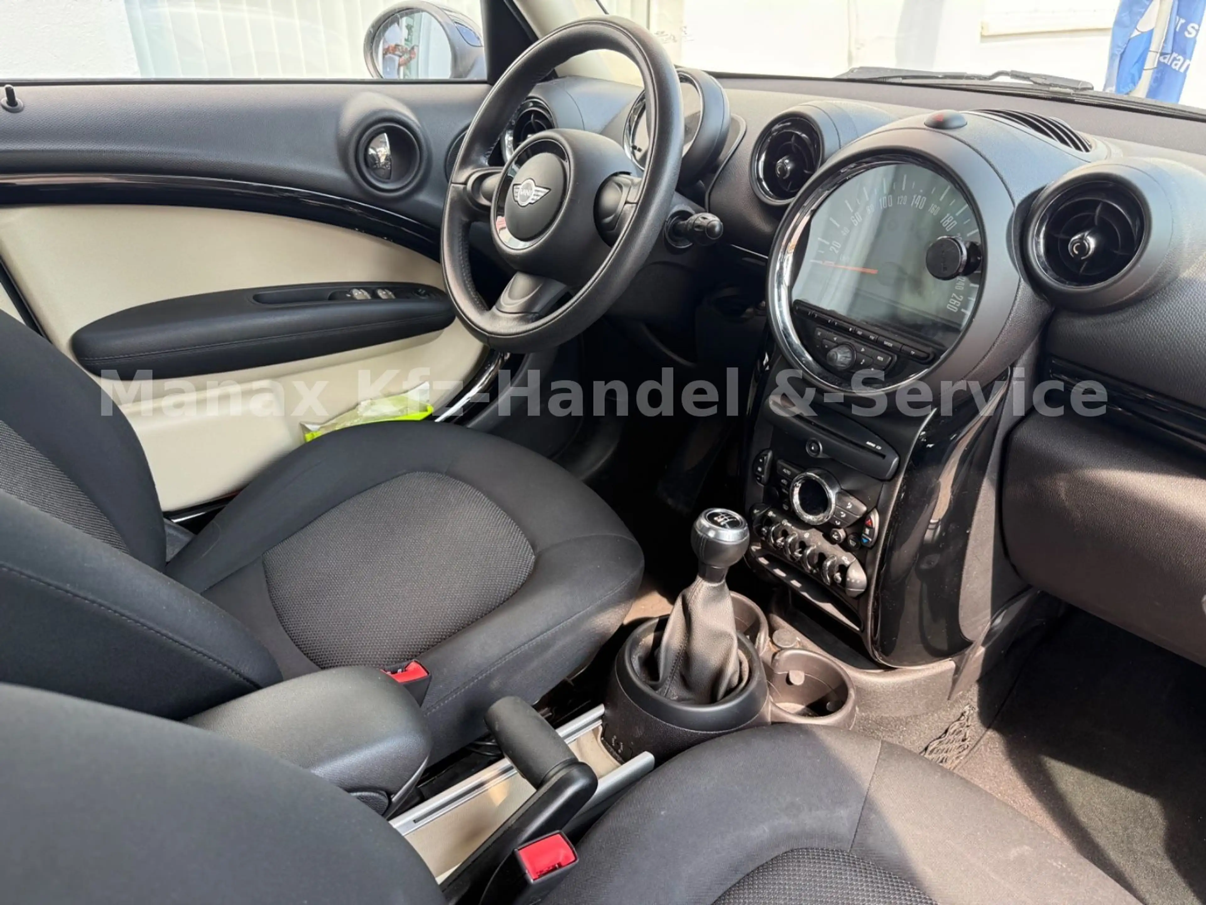 MINI Cooper Countryman — photo 14