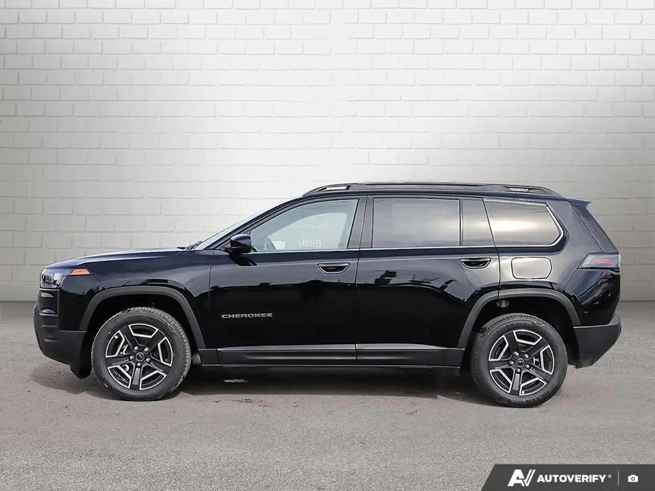 Jeep Cherokee снимка Jeep Cherokee