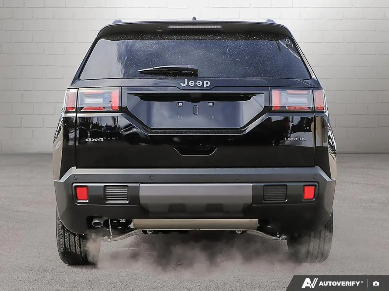 Jeep Cherokee снимка Jeep Cherokee